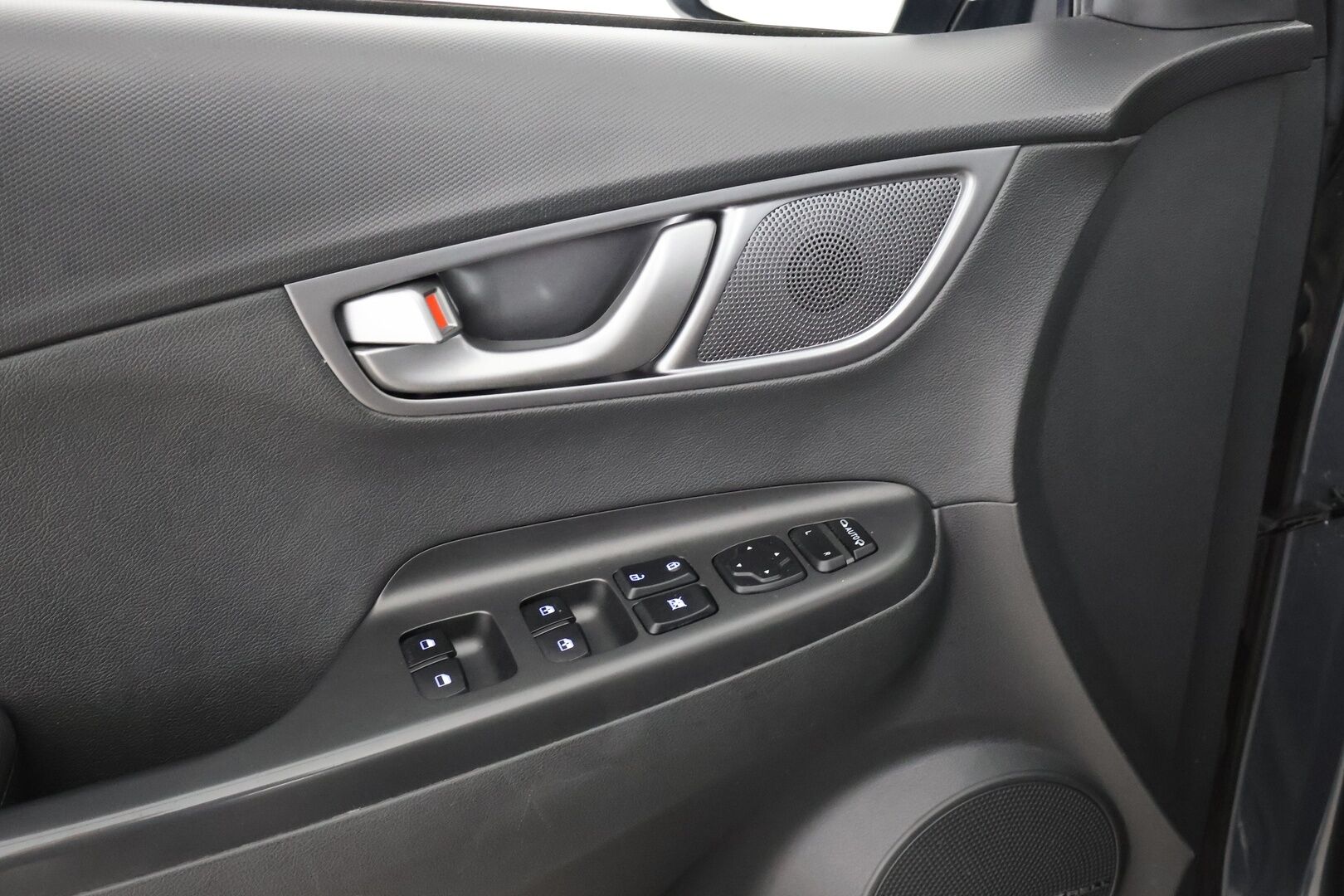 Hyundai KONA 2019 electric 64 kWh 204 hv Style - Juuri saapunut! | Krell | P.kamera | HUD | BLIS | Kaistavahti | Navigointi | Läm.Ohjauspyörä | ACC