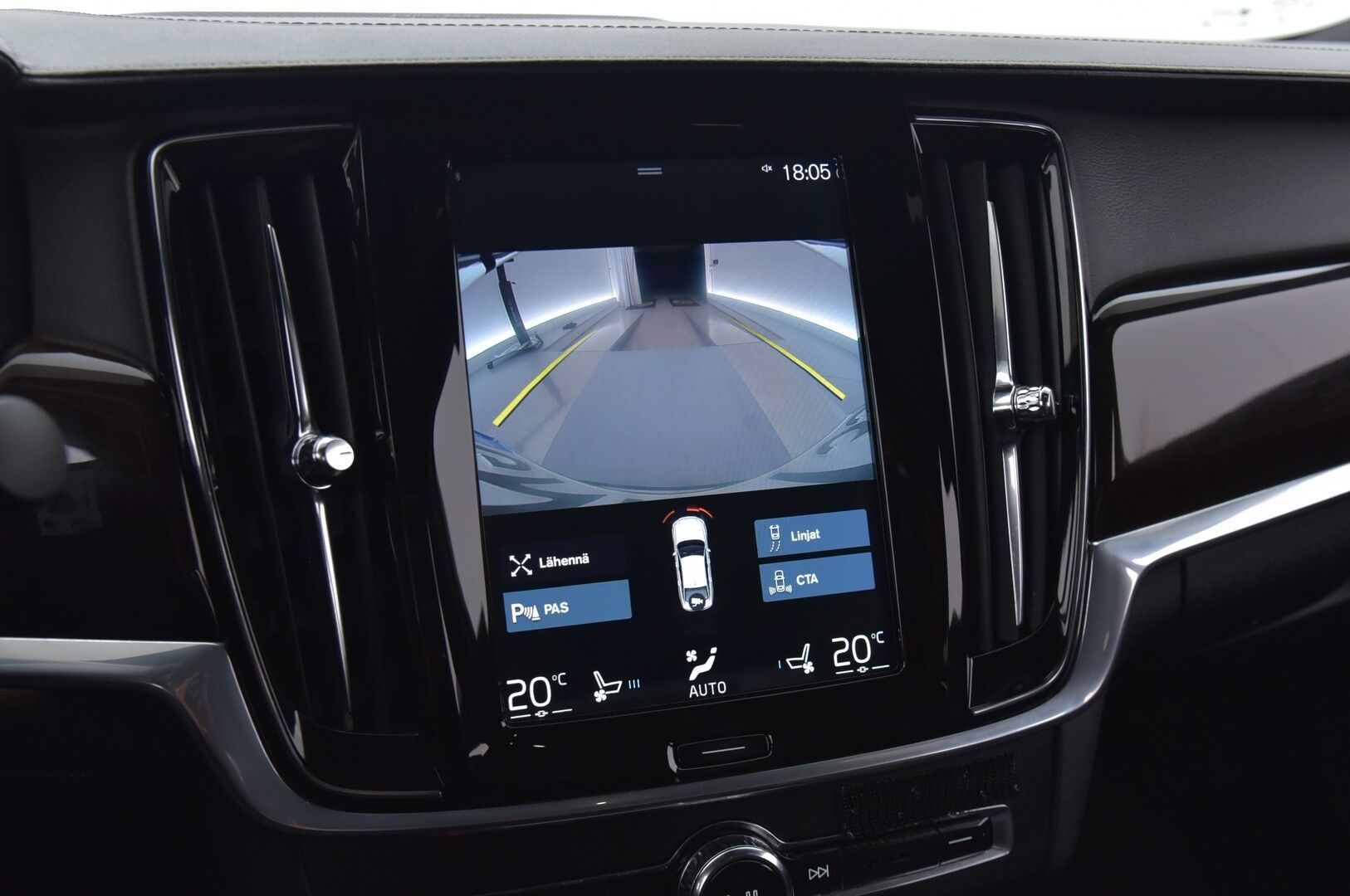 Volvo S90 2020 D5 AWD Inscription - Hierovat ja ilmastoidut penkit / Navi / Adapt Cruise / Harman Kardon - Tulossa myyntiin!