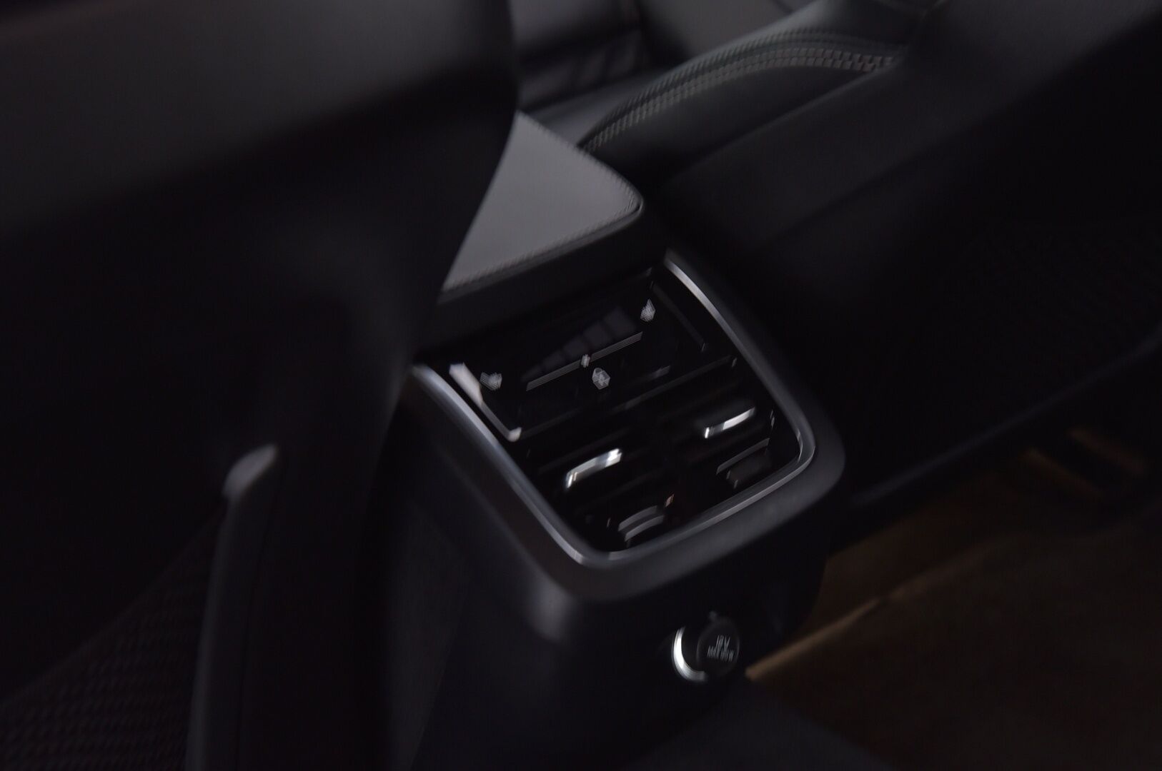 Volvo S90 2020 D5 AWD Inscription - Hierovat ja ilmastoidut penkit / Navi / Adapt Cruise / Harman Kardon - Tulossa myyntiin!