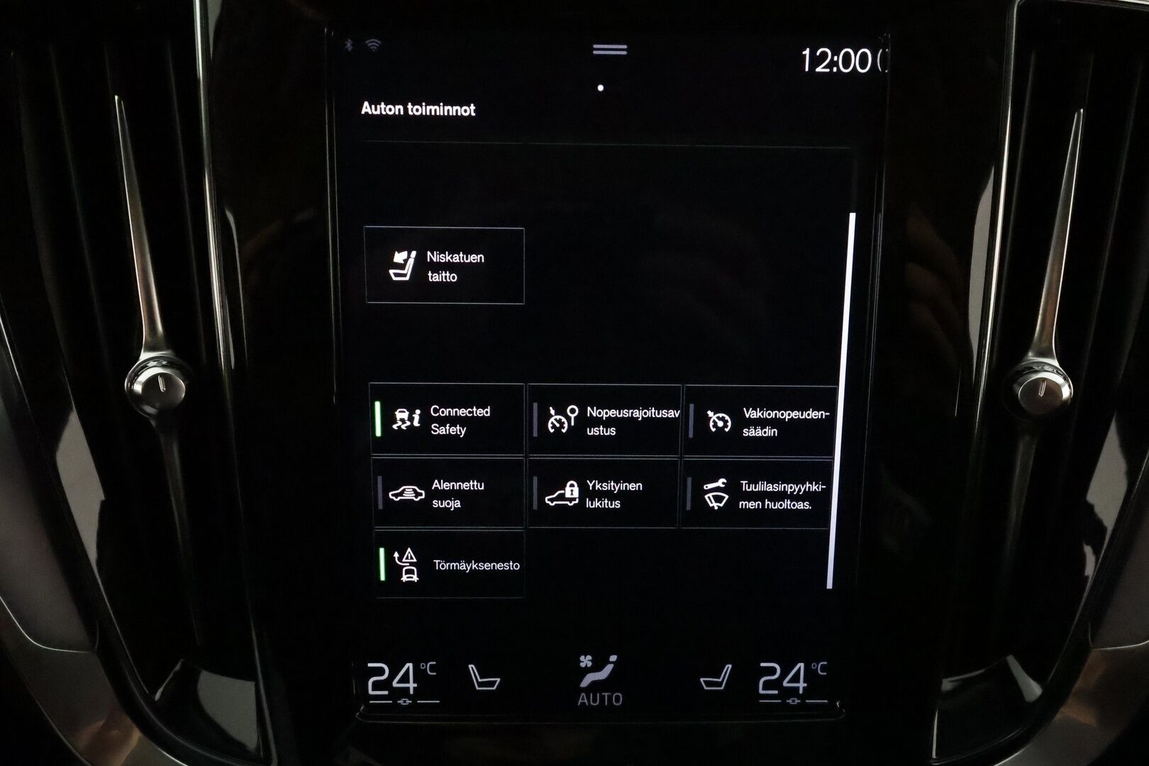 Volvo V60 2019 D3 AWD Momentum aut *ACC / Koukku / Webasto / LED / Navi / Pilot Assist / Tutka* - Kahdet Volvon vanteet / Jakopää tehty /  Viimeisin huolto 8 / 25