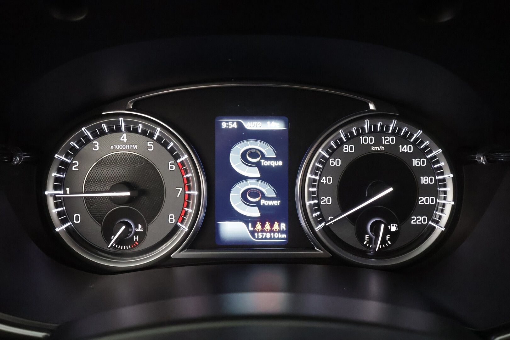 Suzuki Vitara 2019 112 BOOSTERJET 4WD GL+ 5MT *1.OM Suomi-auto / ACC / P.Kamera / Kaistavahti / BT* - Lohko / Kahdet renkaat aluvanteilla / Merkkihuollettu - HULLUT AVAJAISHULINAT KORKOTARJOUS 3,29 %