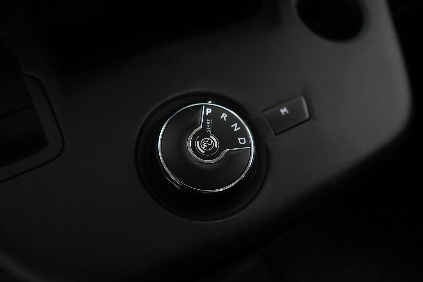 Opel Combo 2019 1.5 DTH Life Innovation Start/Stop 96 kW AT8 *Webasto / Lasikatto / 360 kamera / Vakkari / BT / Carplay / Blis* - Suomi-auto / Viimeisin huolto 8/2025 / Kahdet renkaat + vanteet / Jakopää 2024!