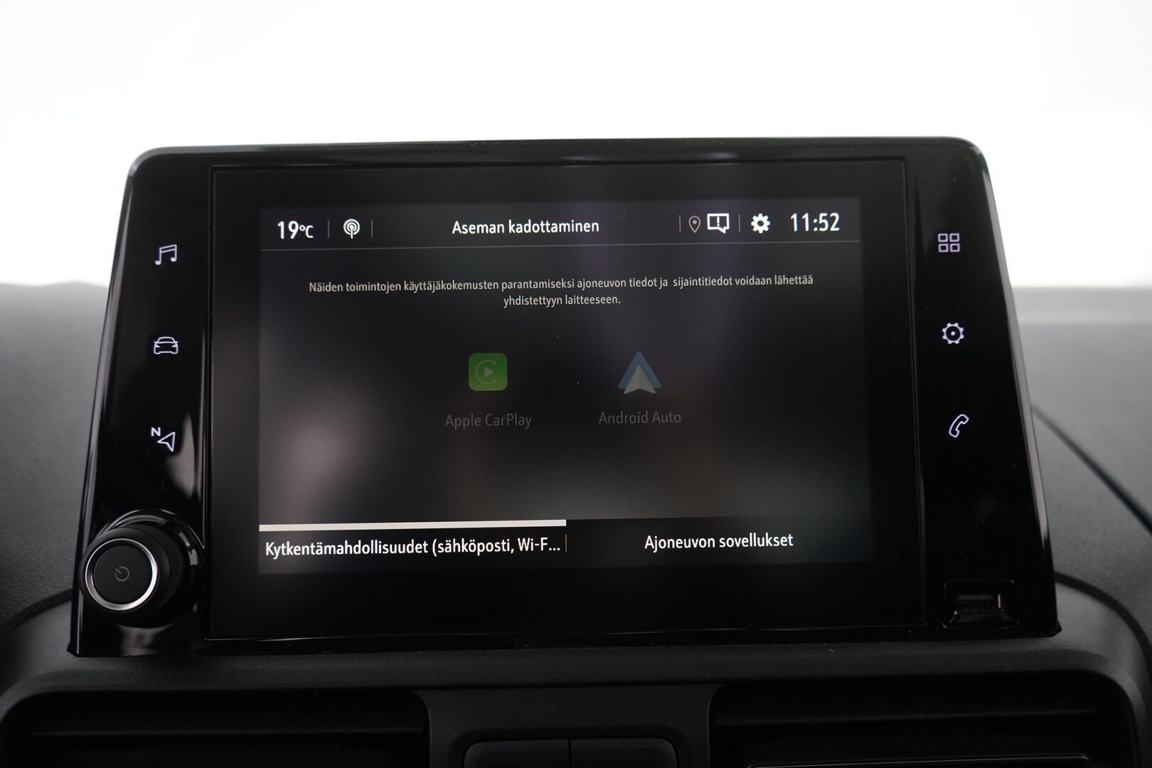 Opel Combo 2019 1.5 DTH Life Innovation Start/Stop 96 kW AT8 *Webasto / Lasikatto / 360 kamera / Vakkari / BT / Carplay / Blis* - Suomi-auto / Viimeisin huolto 8/2025 / Kahdet renkaat + vanteet / Jakopää 2024!