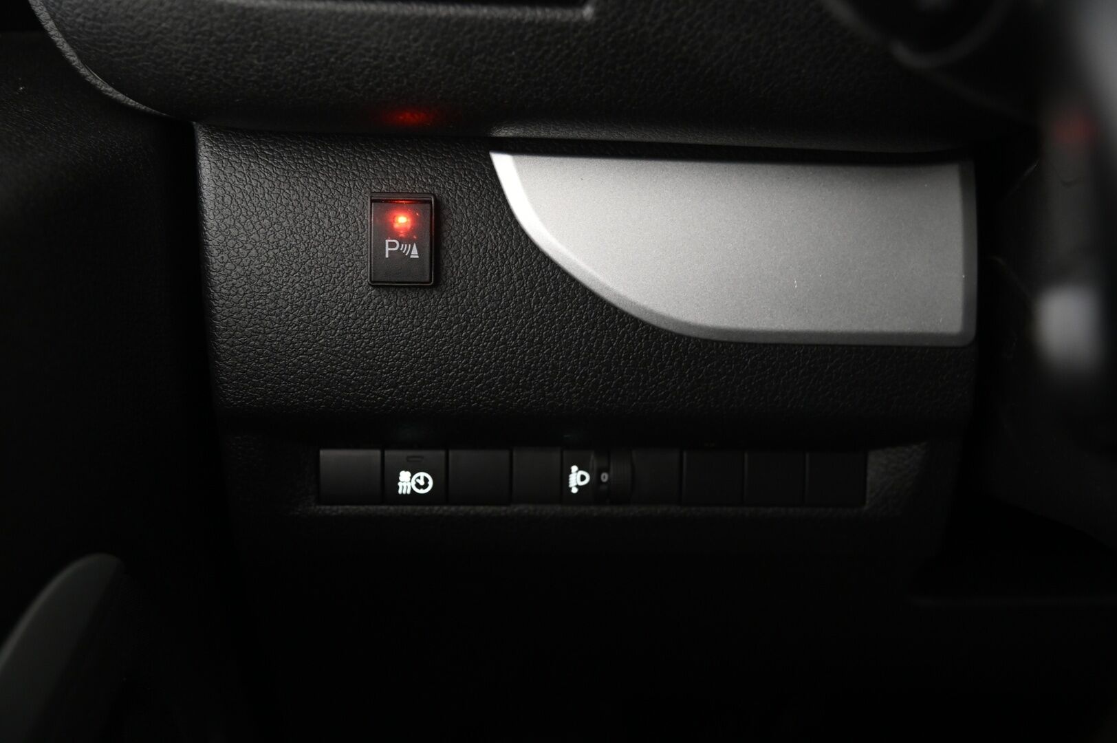 Toyota Proace Verso 2019 Active L1 1,5 D 120 - Suomi-auto | 8-Paikkainen | Vakkari | Webasto | Merkkihuollot | Vakkari | 2x renkaat | BT audio | Seuraava katsastus 1v ja 6kk