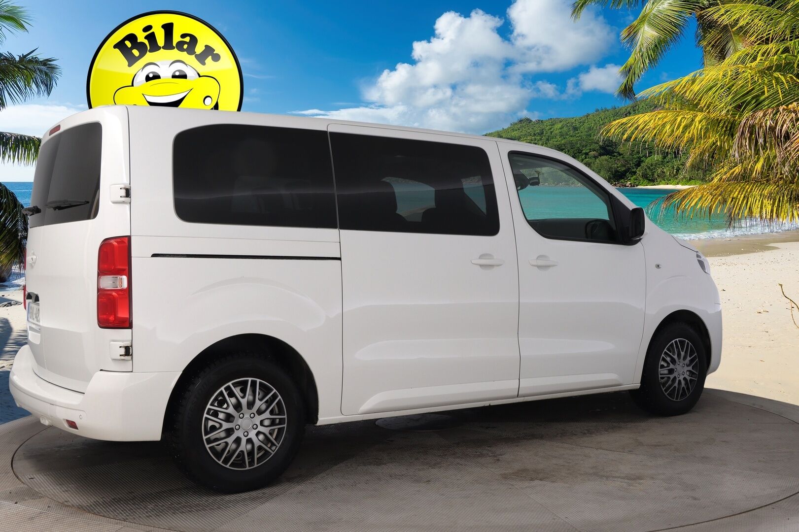 Toyota Proace Verso 2019 Active L1 1,5 D 120 - Suomi-auto | 8-Paikkainen | Vakkari | Webasto | Merkkihuollot | Vakkari | 2x renkaat | BT audio | Seuraava katsastus 1v ja 6kk