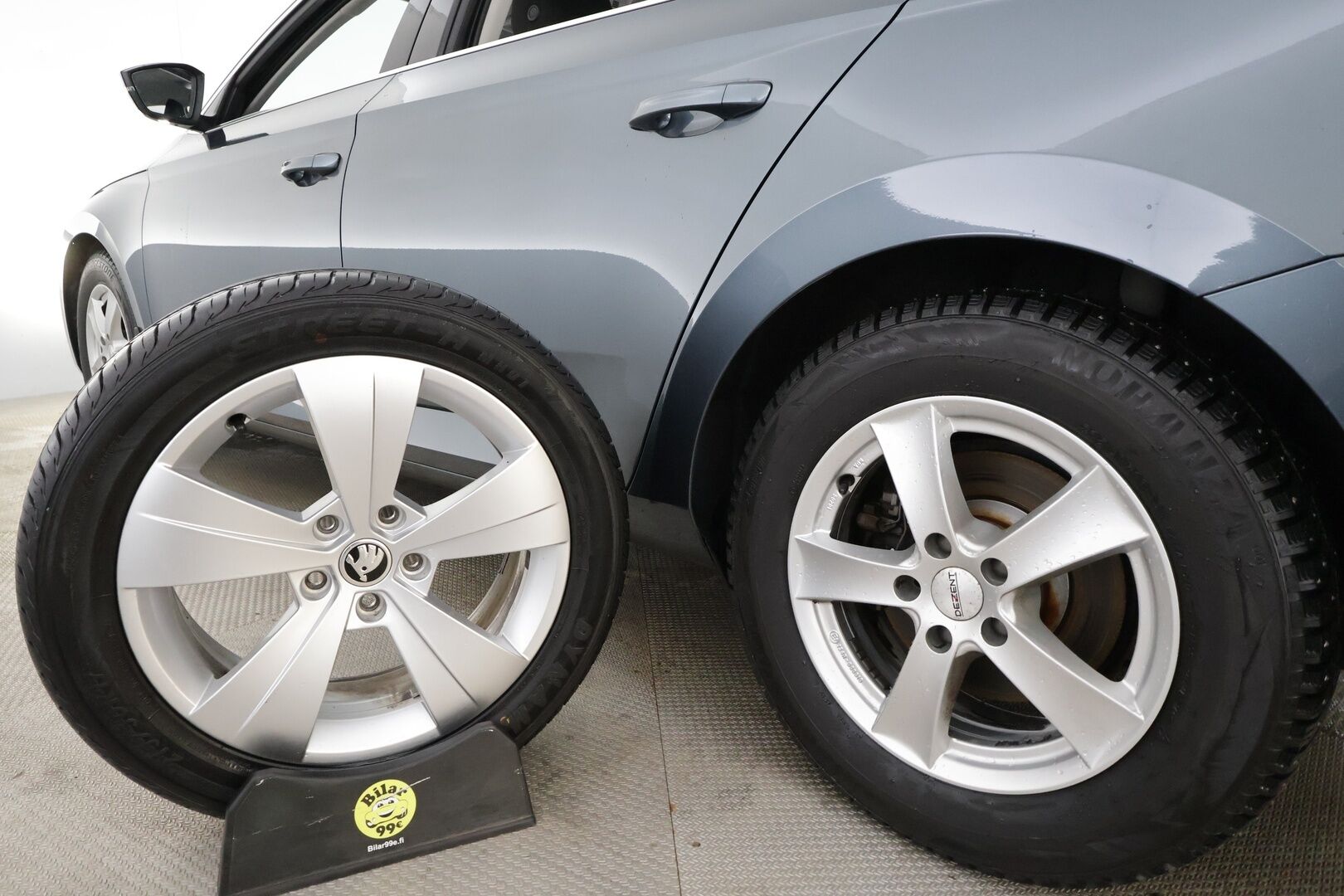 Skoda Superb 2019 2,0 TDI 190 4x4 Ambition BusinessLine DSG * Webasto / Koukku / Xenon / P.tutkat / Navi / Keyless * - Suomi-auto / Kahdet renkaat / Jakopää tehty 9/2025 - HULLUT JOULUT KORKOTARJOUS 2,49% 