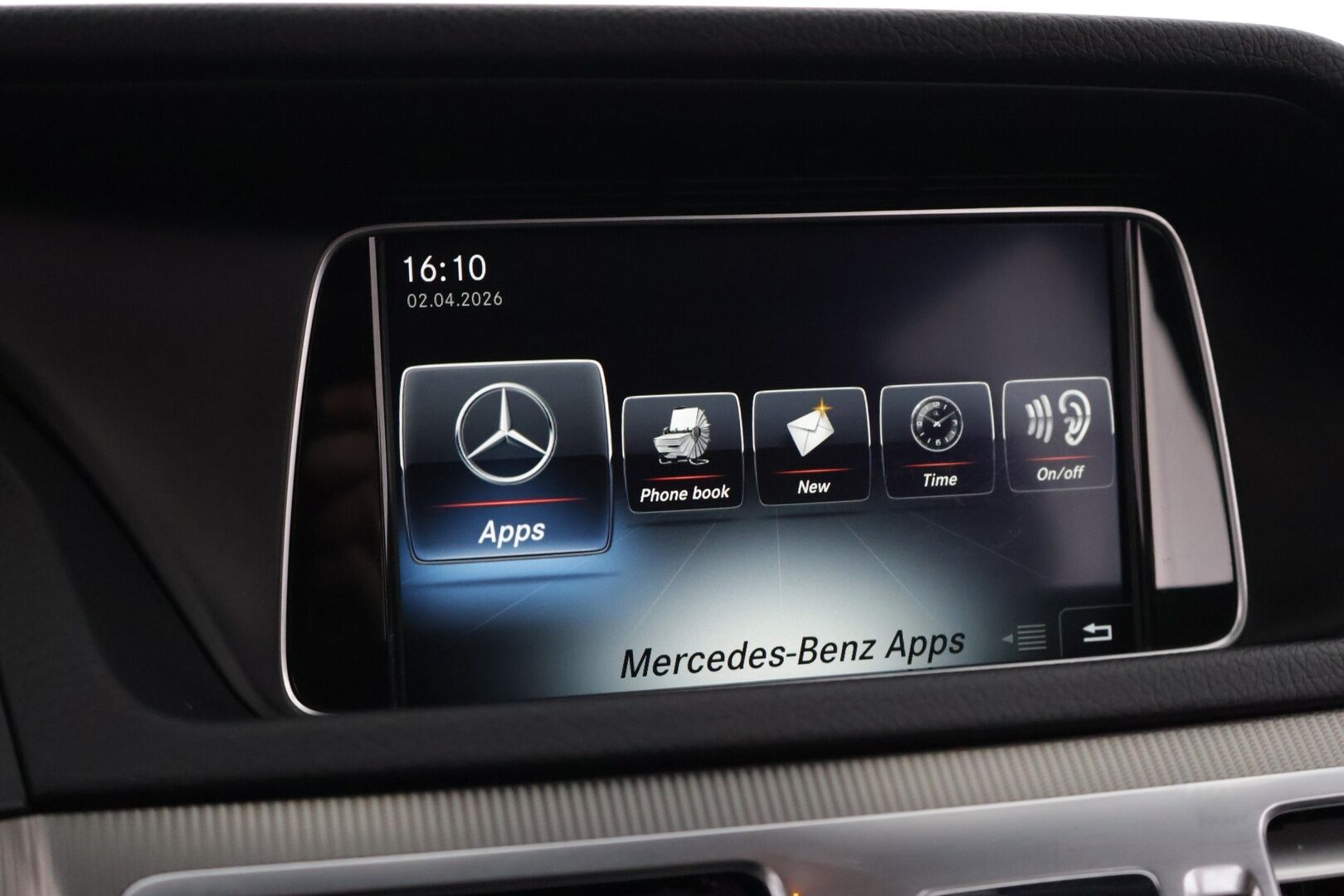 Mercedes-Benz E 2016 220 4MATIC AMG *Webasto / Kamera / Nahat / Multicontour / Koukku / Kattoluukku / ILS** - Kahdet hyvät renkaat vanteineen / Hyvä huoltohistoria! - HULLUT AVAJAISHULINAT KORKOTARJOUS 3,29 %