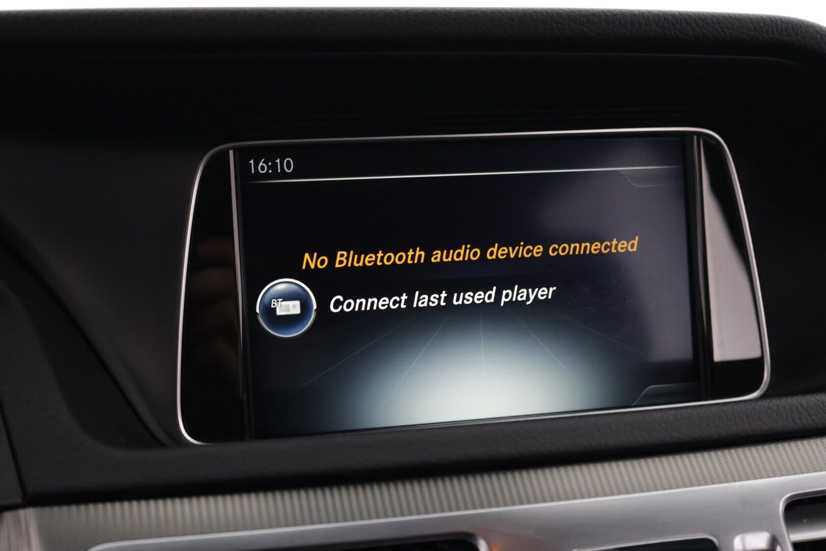 Mercedes-Benz E 2016 220 4MATIC AMG *Webasto / Kamera / Nahat / Multicontour / Koukku / Kattoluukku / ILS** - Kahdet hyvät renkaat vanteineen / Hyvä huoltohistoria! - HULLUT AVAJAISHULINAT KORKOTARJOUS 3,29 %