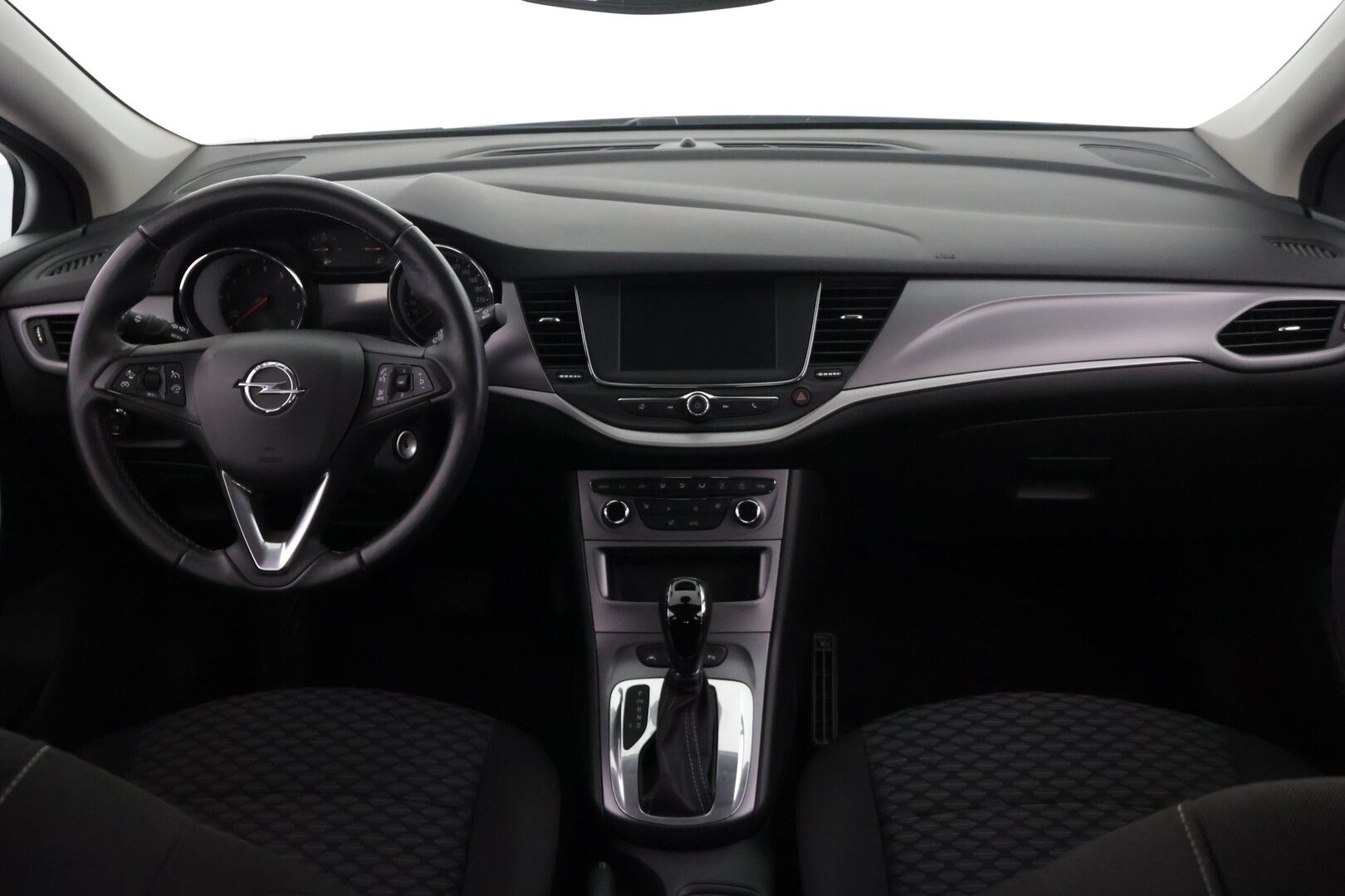 Opel Astra 2019 5-ov Comfort 150 Turbo A - 2.om Suomi-auto | LED-ajovalot | Lohko+sisäpistoke | Carplay | Ratinlämmitys | Pysäköintitutkat eteen ja taakse!