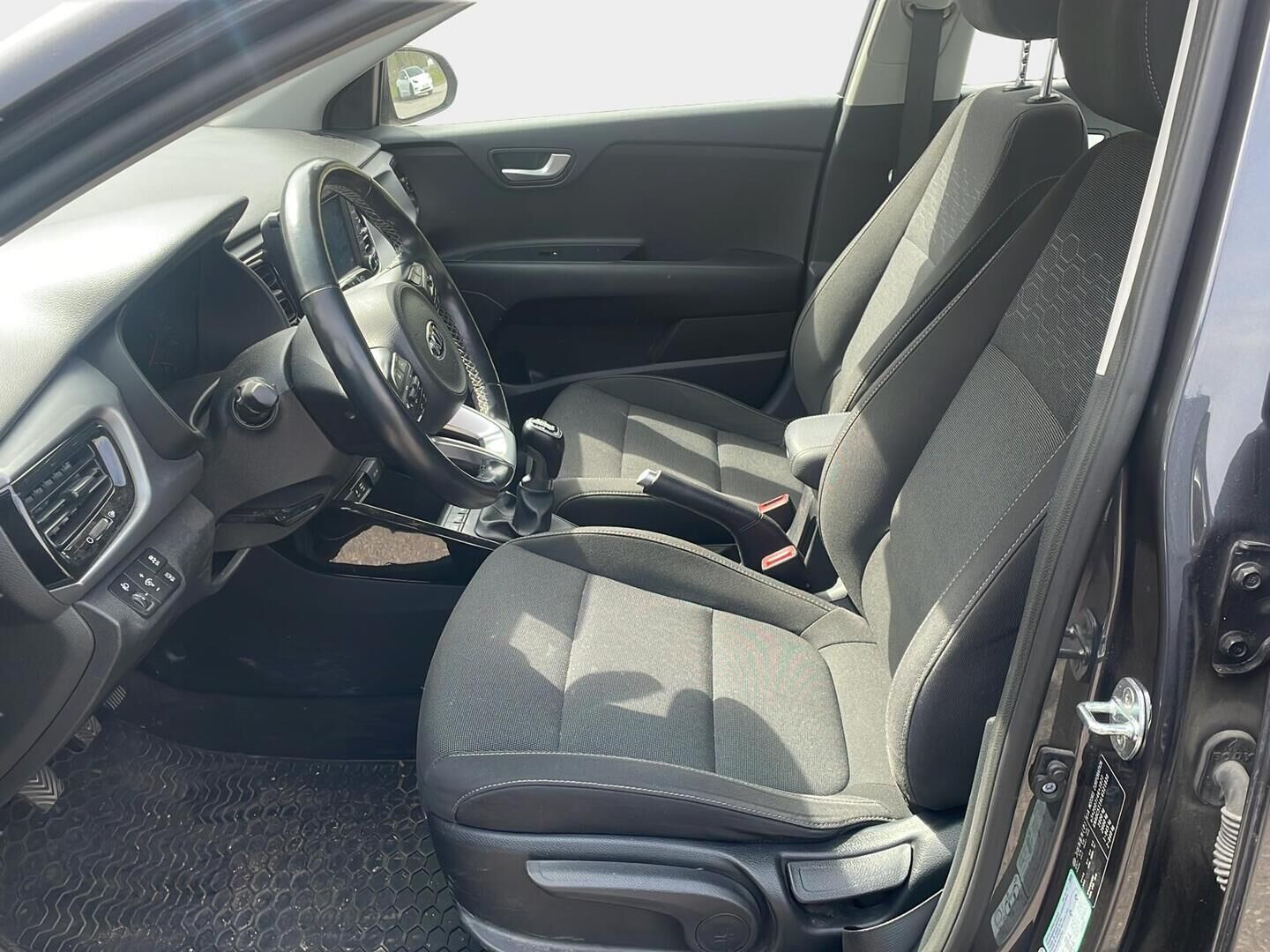 Kia Rio 2019 1,0 T-GDI ISG 100hv EX* / P-kamera / Lohkolämmitinn / 2xRenkaat / Vakkari - P-kamera / Hyvät huollot / 2xRenkaat / Lohko+sisäp