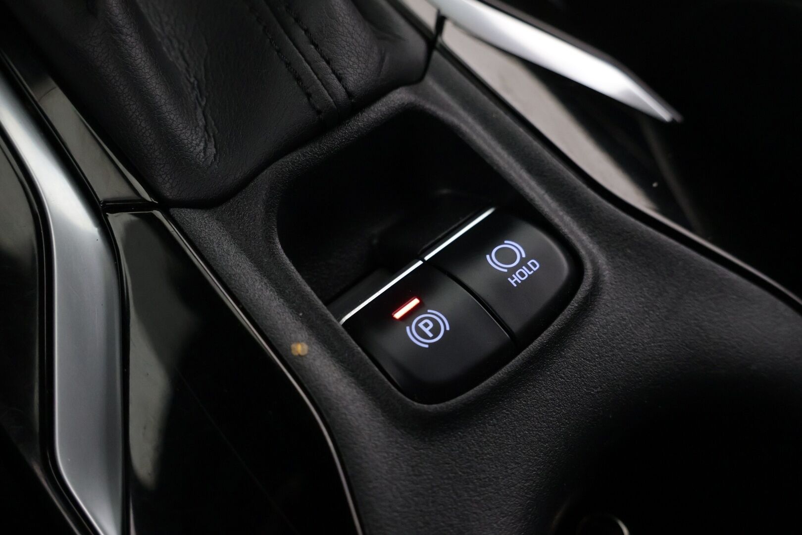 Toyota Corolla 2019 Touring Sports 2,0 Hybrid Style Business - Adapiivinen vakionopeudensäädin | Digimittaristo | Lohkolämmitin sisäpistokkeella | P.Kamera |