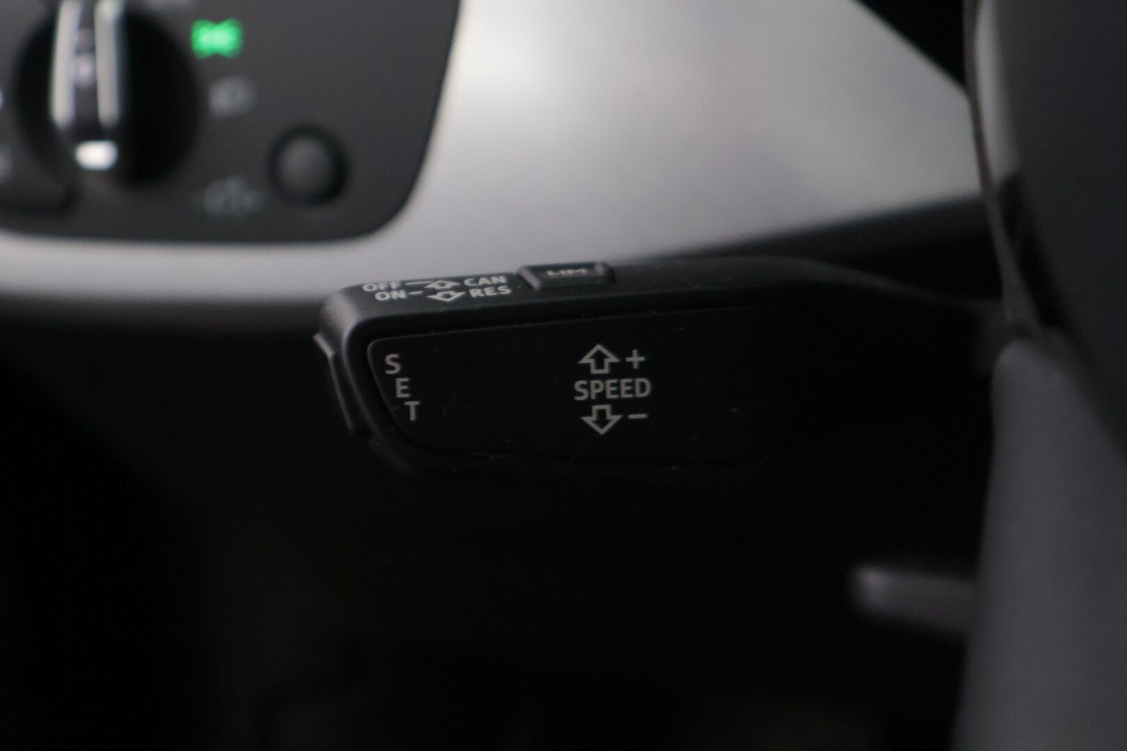 Audi A5 2019 35 TFSI Sportback Business Sport Mhev ** Webasto / Koukku / Sporttipenkit / LED ** - 2-omisteinen Suomi-auto webastolla, koukulla ja sporttipenkeillä! - HULLUT JOULUT KORKOTARJOUS 2,49% 