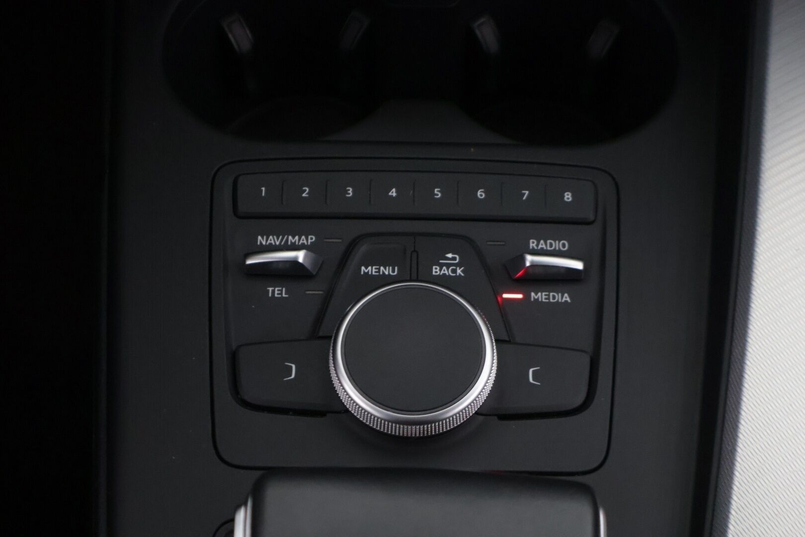 Audi A5 2019 35 TFSI Sportback Business Sport Mhev ** Webasto / Koukku / Sporttipenkit / LED ** - 2-omisteinen Suomi-auto webastolla, koukulla ja sporttipenkeillä! - HULLUT JOULUT KORKOTARJOUS 2,49% 