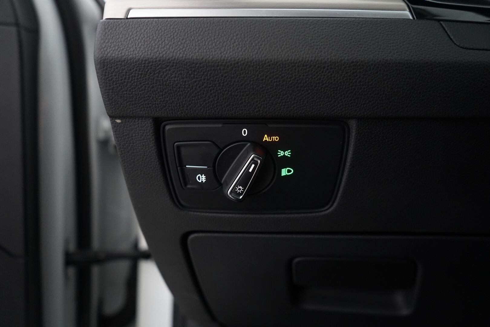 Volkswagen Passat 2018 Variant GTE Plug-In Hybrid 160 kW DSG-aut. *ACC /  P-Kamera / Nahka-Alcantara / Sähkökoukku* - KATSO KAMPANJAHINTA! / Jakohihna juuri vaihdettu / Hyvin huollettu / Kahdet renkaat alumiinivanteilla - HULLUT VÄLIPÄIVÄT KORKOTARJOUS 2,49%