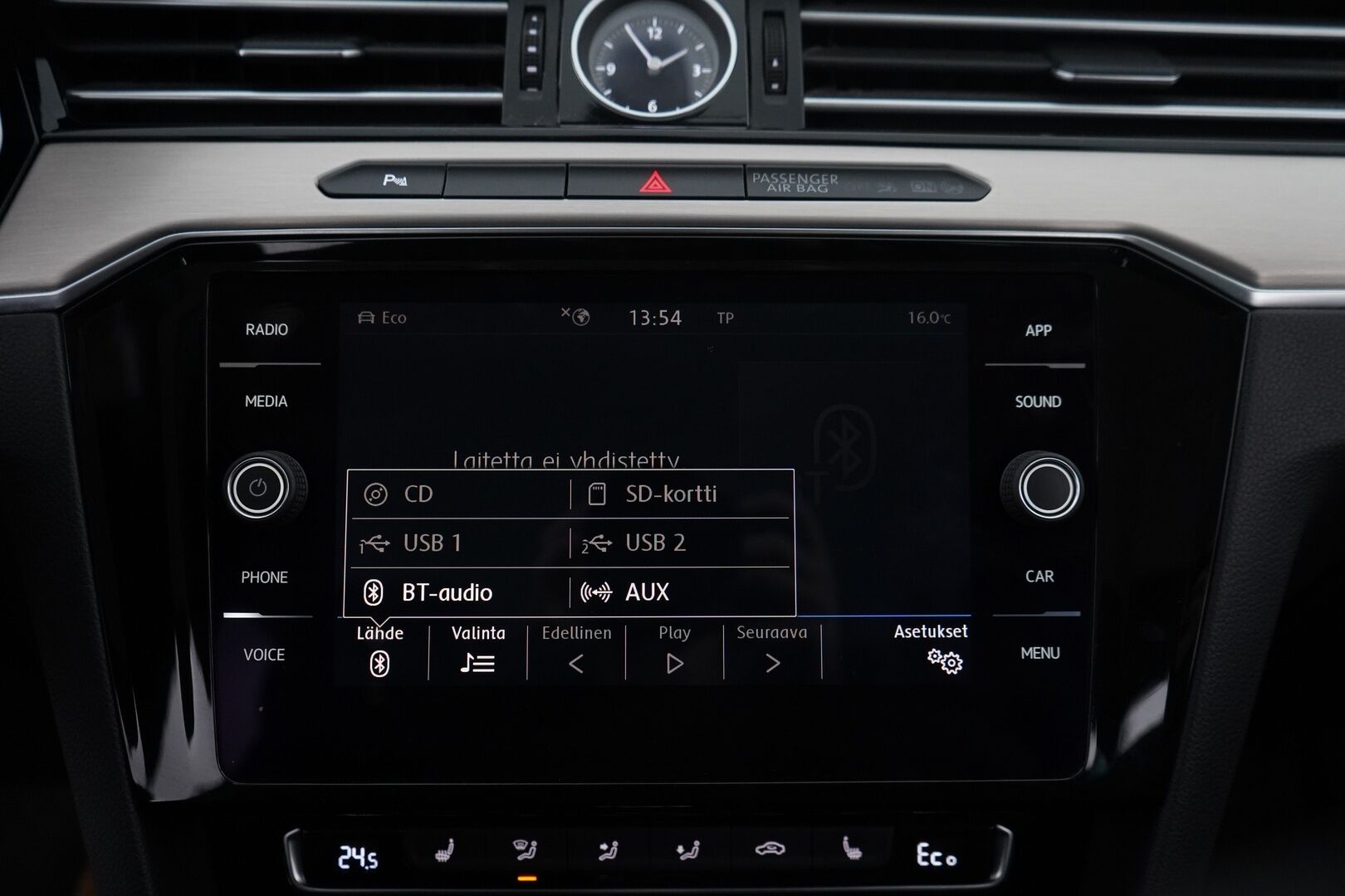 Volkswagen Passat 2017 Variant GTE Plug-In Hybrid 160 kW DSG-aut. *ACC / Digimittaristo /  P-Kamera / Nahka-Alcantara / Sähkökoukku* - Jakohihna juuri vaihdettu / Hyvin huollettu / Kahdet renkaat alumiinivanteilla