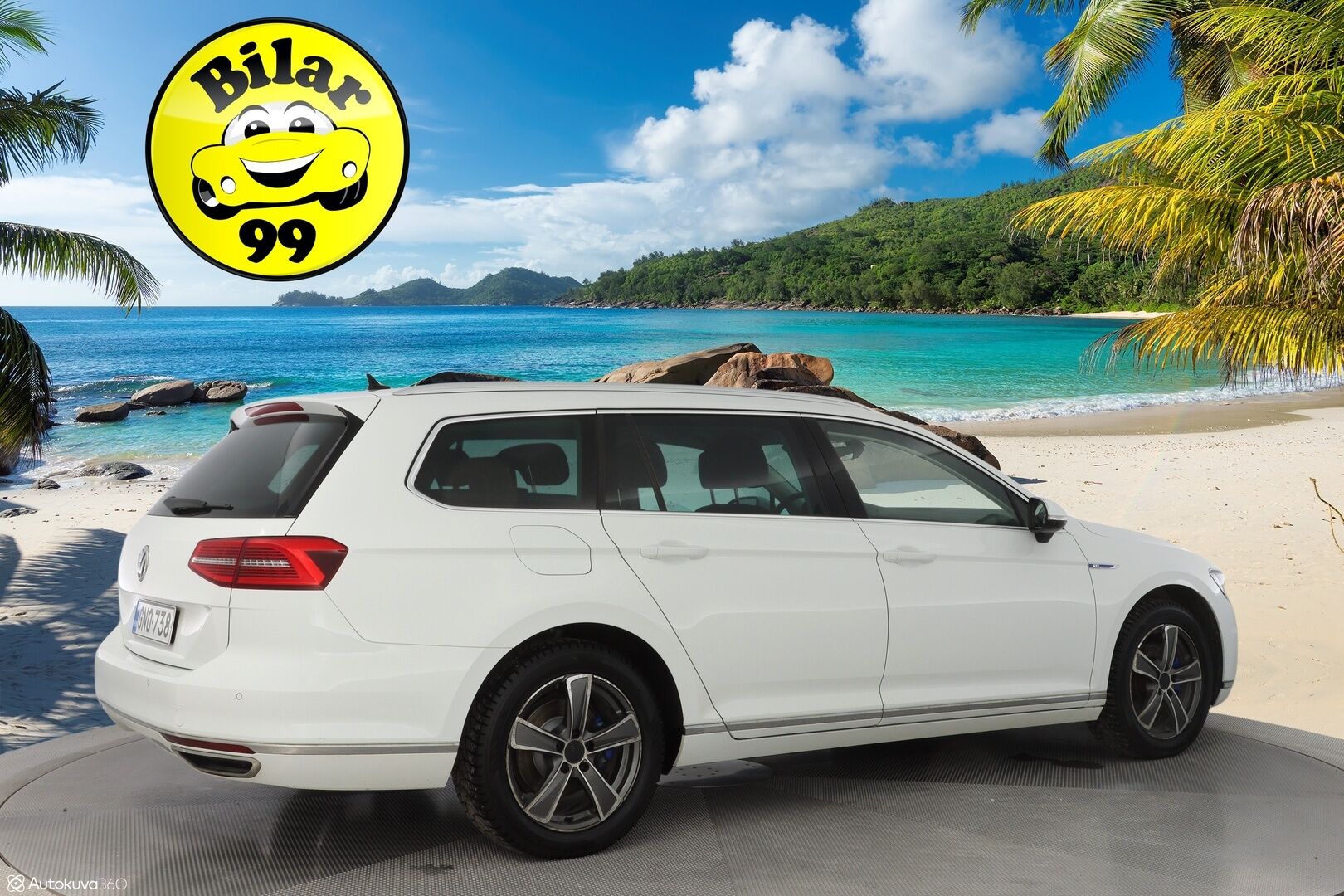 Volkswagen Passat 2017 Variant GTE Plug-In Hybrid 160 kW DSG-aut. *ACC / Digimittaristo /  P-Kamera / Nahka-Alcantara / Sähkökoukku* - Jakohihna juuri vaihdettu / Hyvin huollettu / Kahdet renkaat alumiinivanteilla