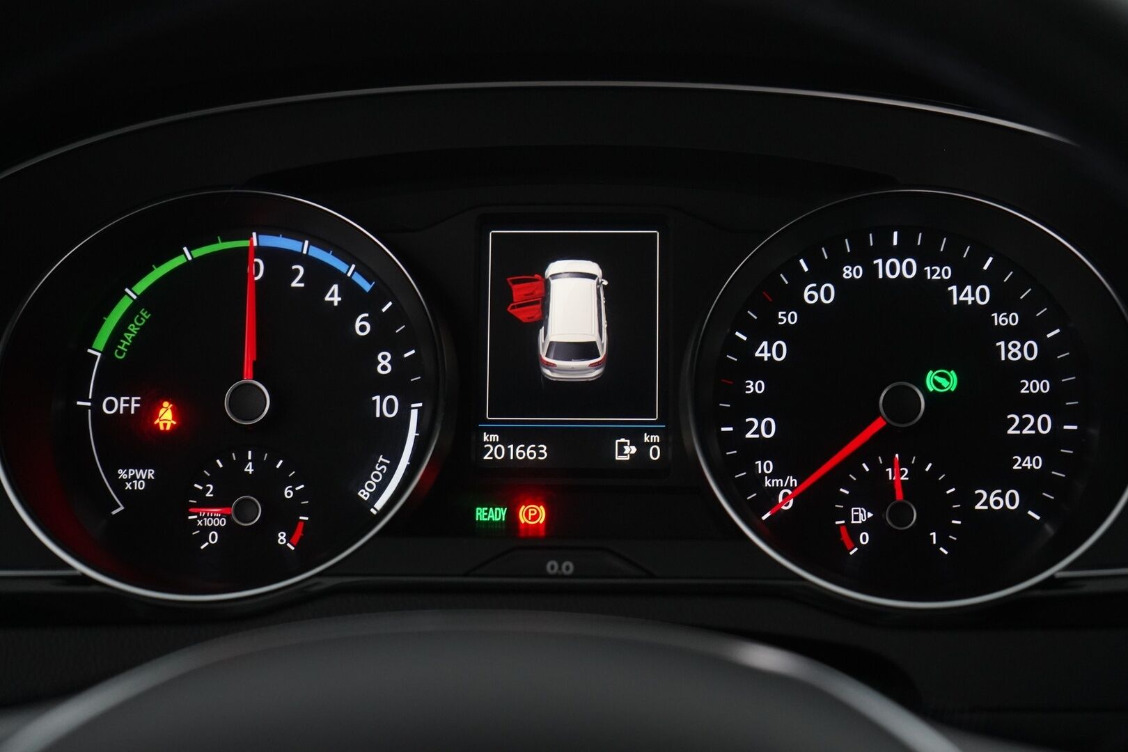 Volkswagen Passat 2018 Variant GTE Plug-In Hybrid 160 kW DSG-aut. *ACC /  P-Kamera / Nahka-Alcantara / Sähkökoukku* - KATSO KAMPANJAHINTA! / Jakohihna juuri vaihdettu / Hyvin huollettu / Kahdet renkaat alumiinivanteilla - HULLUT VÄLIPÄIVÄT KORKOTARJOUS 2,49%