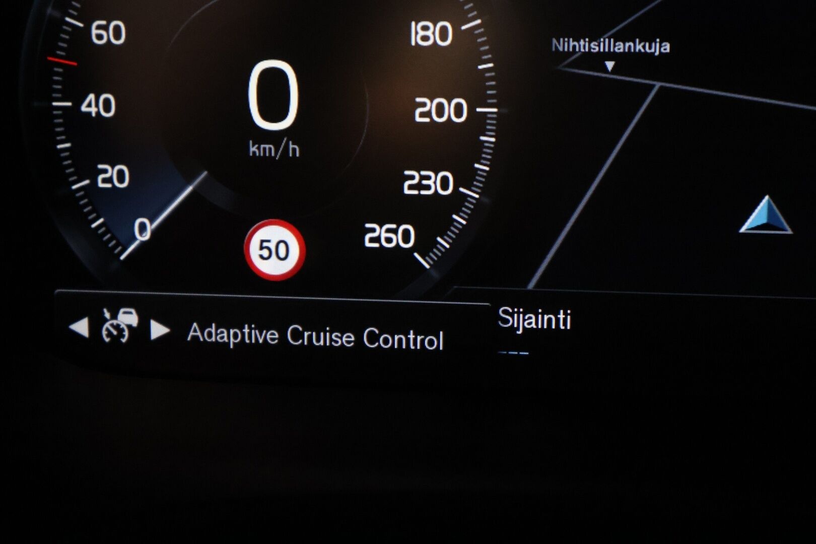 Volvo V60 2019 D3 Momentum Aut. - *Webasto | ACC | Pilot assist | Peruutuskamera | VOC | Navigointi | Led-ajovalot | 2x Renkaat & Vanteet | Merkkihuoltohistoria | Vähän ajettu*