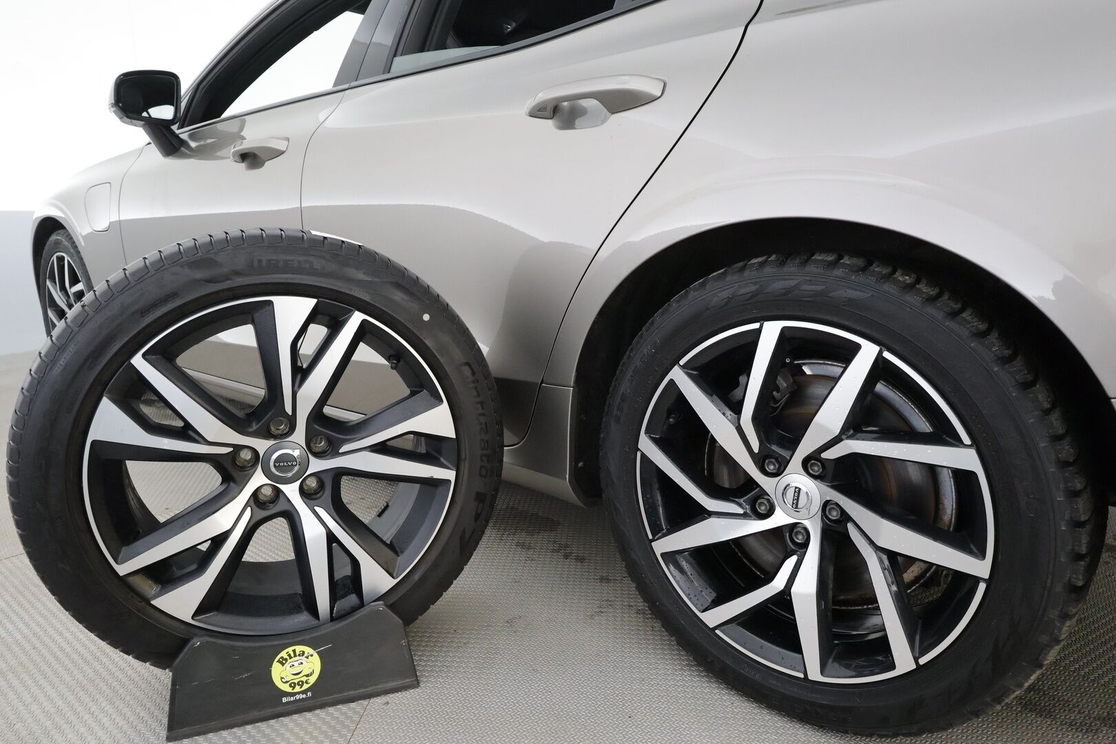 Volvo S60 2020 T8 TwE AWD Business R-Design aut * H&K / Webasto / Koukku / ACC / Full-LED / P.Kamera / Sportpenkki Muistipenkki * - Suomi-auto / 2x Latauskaapelit / Kahdet Renkaat - HULLUT BLACKWEEK JATKOT - KORKOTARJOUS 2,49%