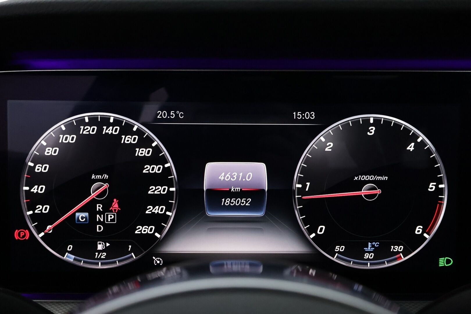 Mercedes-Benz E 2018 220d T A Premium Business AMG - Webasto | Burmester | HUD | Panorama | 360° | Widescreen | Muistipenkit | Multibeam LED | Vetokoukku | Supervarusteet!