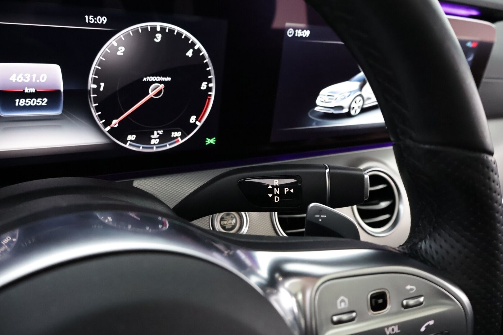 Mercedes-Benz E 2018 220d T A Premium Business AMG - Webasto | Burmester | HUD | Panorama | 360° | Widescreen | Muistipenkit | Multibeam LED | Vetokoukku | Supervarusteet!