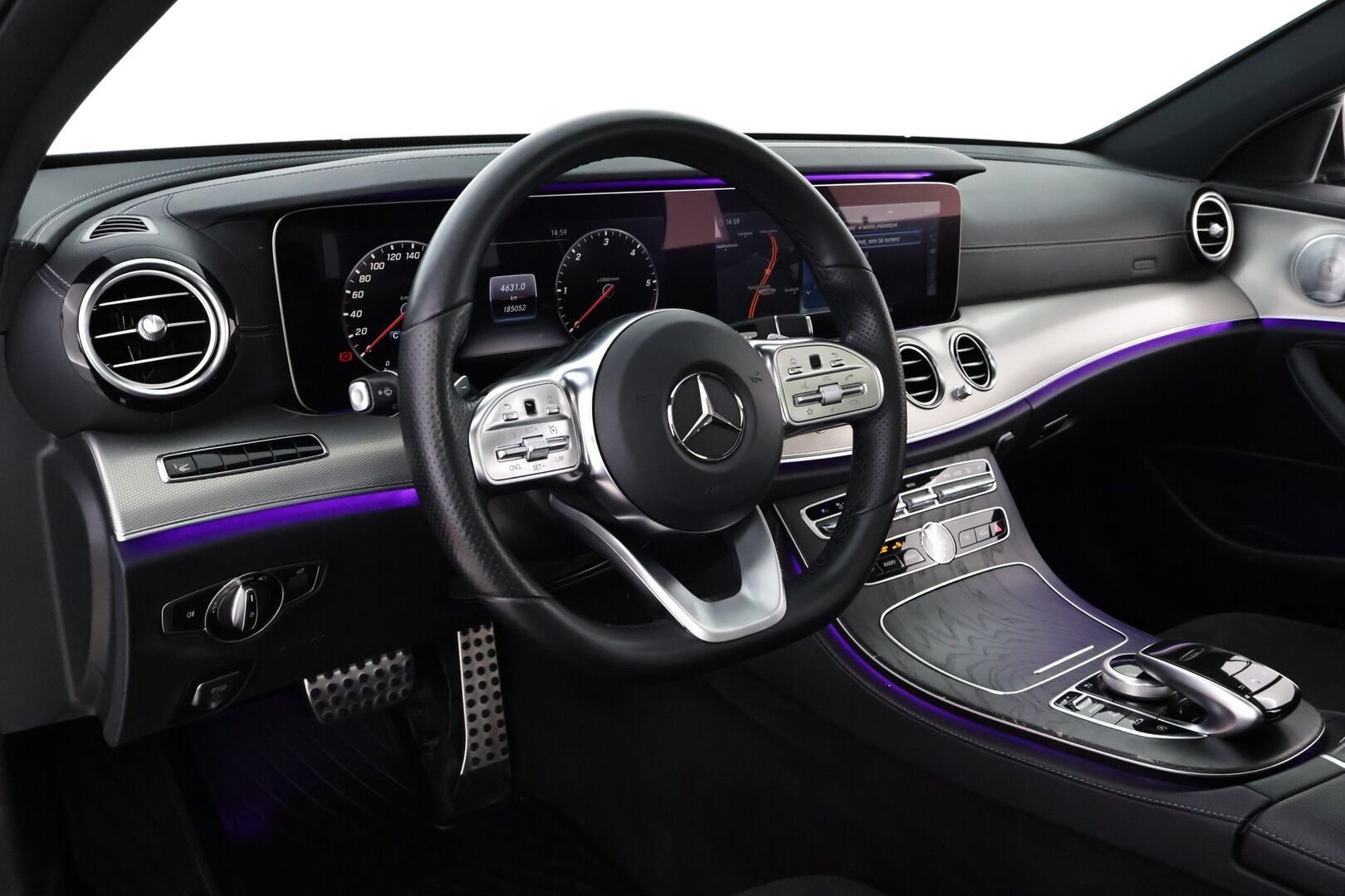 Mercedes-Benz E 2018 220d T A Premium Business AMG - Webasto | Burmester | HUD | Panorama | 360° | Widescreen | Muistipenkit | Multibeam LED | Vetokoukku | Supervarusteet!