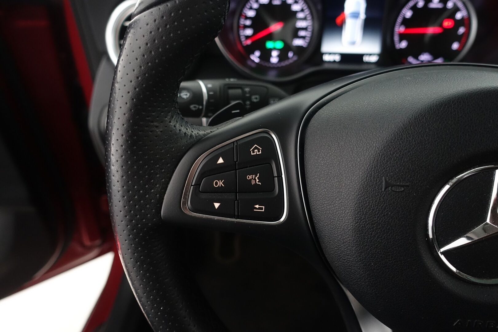 Mercedes-Benz C 2018 350 e T A Premium Business * YritysOutlet-Myydään vain yrityksille * / DTR+ / Panorama / Burmester / P.kamera ja tutkat *