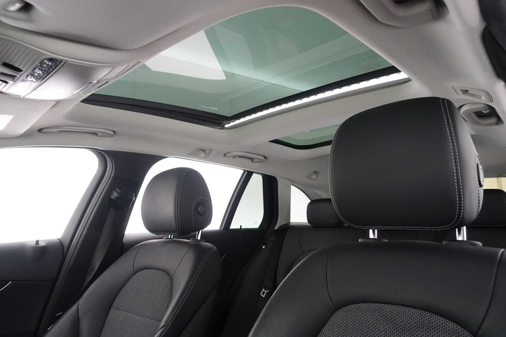 Mercedes-Benz C 2018 350 e T A Premium Business * YritysOutlet-Myydään vain yrityksille * / DTR+ / Panorama / Burmester / P.kamera ja tutkat *