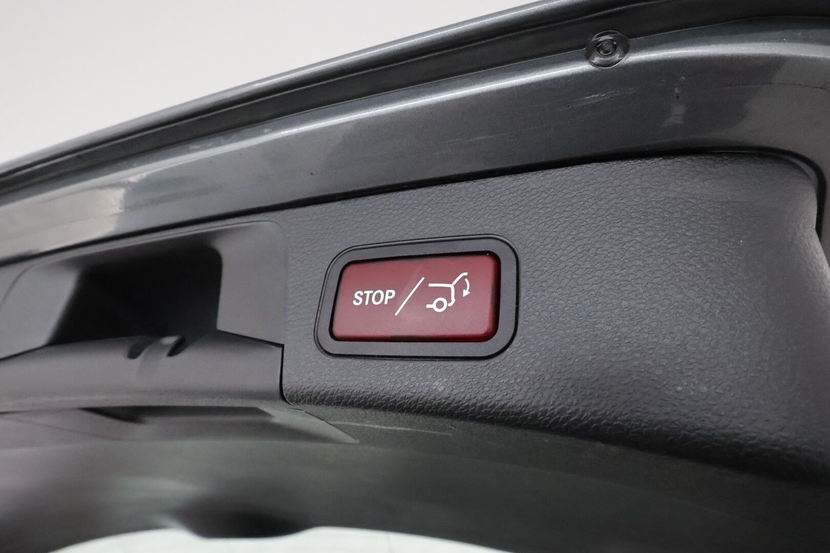 Mercedes-Benz C 2017 220d T 4MATIC 9G-Tronic *Distronic+ / Burmester / ILS-LED / P.tutkat / Navi / Puolinahat* - Kahdet renkaat aluvanteilla