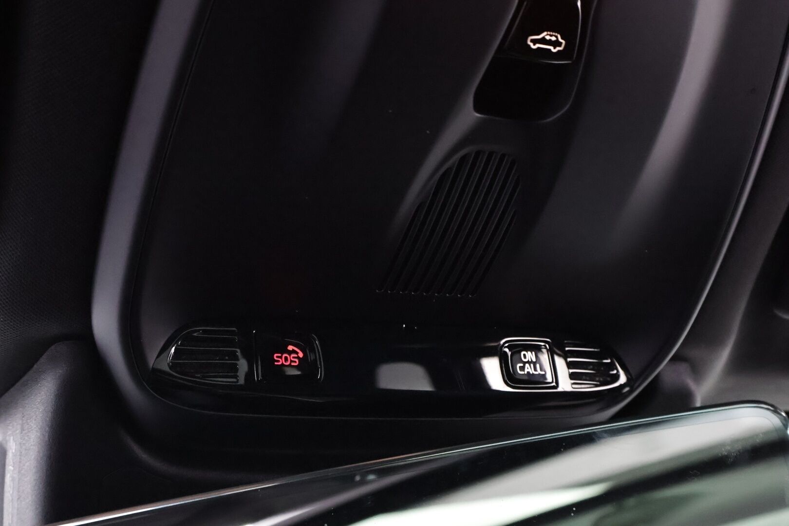 Volvo XC60 2020 T8 TwE AWD R-Design aut - Webasto | Adapt.vakkari | Harman&Kardon | Panorama | Muistipenkki | Vetokoukku | Full-LED | Peruutuskamera | Matkalla myymälään!