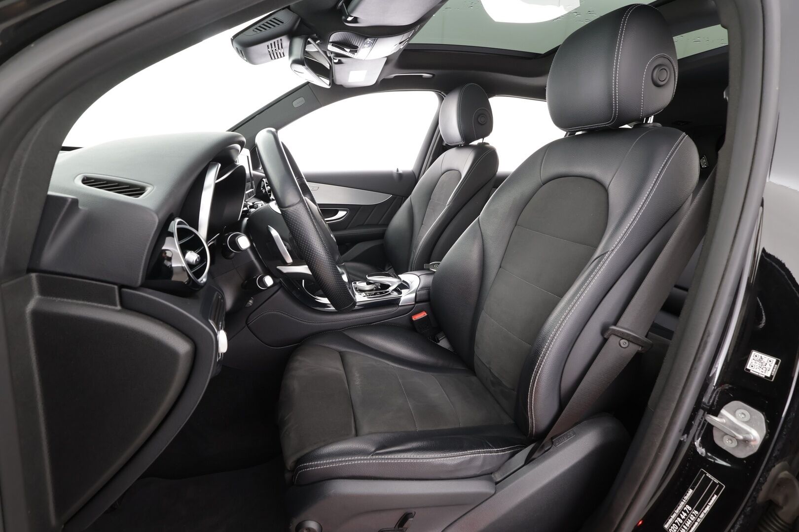 Mercedes-Benz GLC 2016 220 d 4Matic A Premium Business AMG - | Burmester | Webasto | Panorama | P.Kamera | Koukku | Osasähköt | Vakkari |