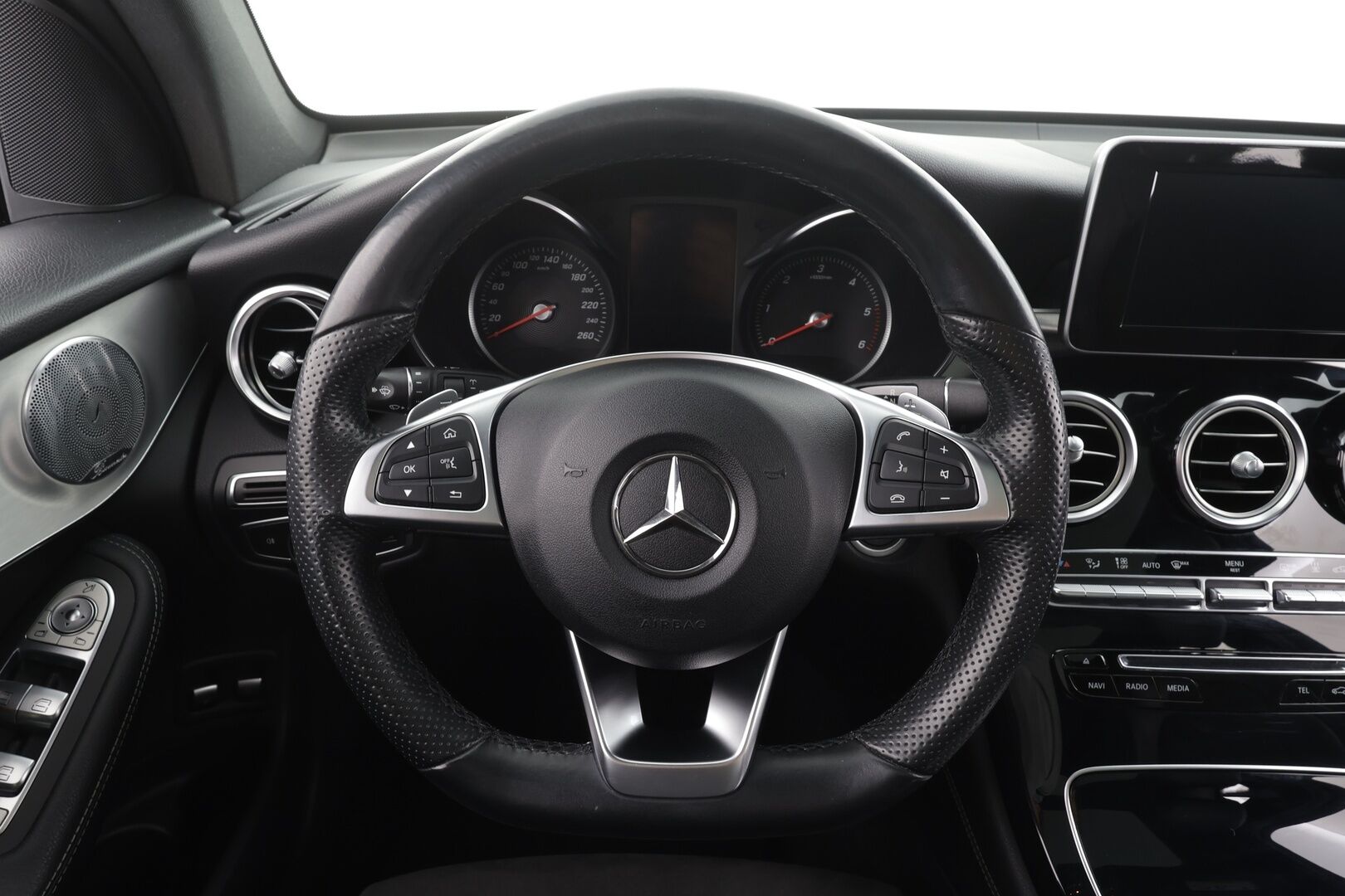 Mercedes-Benz GLC 2016 220 d 4Matic A Premium Business AMG - | Burmester | Webasto | Panorama | P.Kamera | Koukku | Osasähköt | Vakkari |