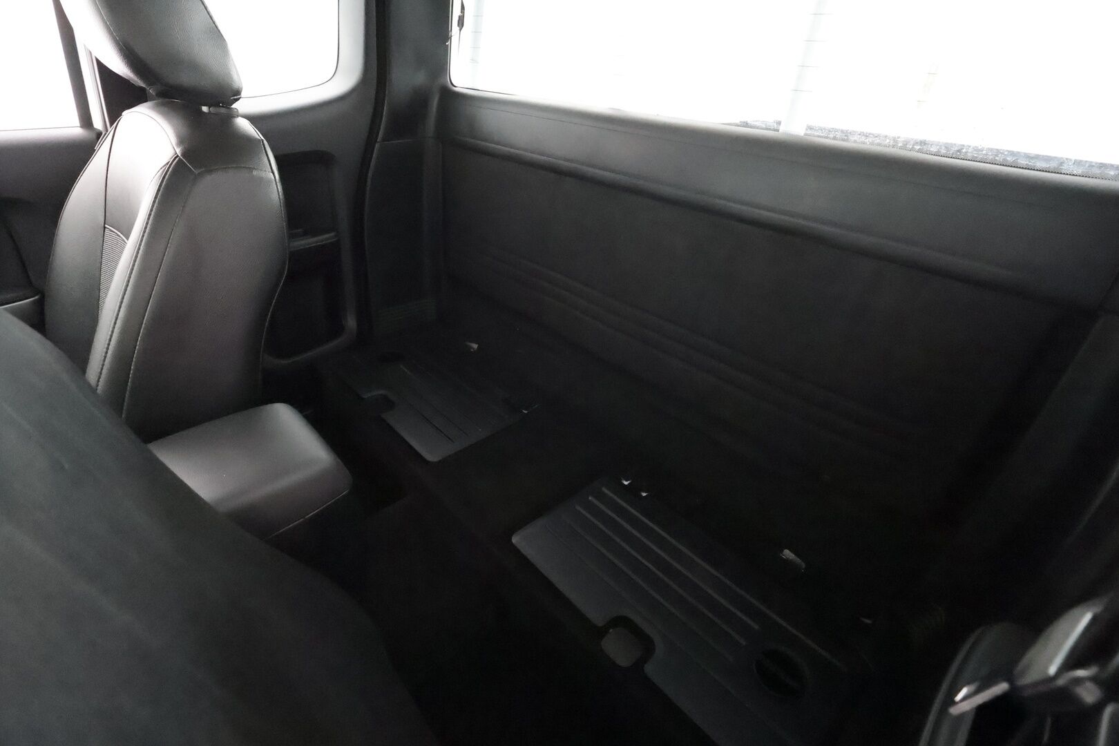 Ford Ranger 2019 Super Cab 2,0TDCi 170 hp A10 4x4 XLT * Webasto / Koukku / P.Kamera / Vakkari / Kaistavahti / Bluetooth * - 1-om Suomi-auto / Kahdet renkaat aluvanteilla
