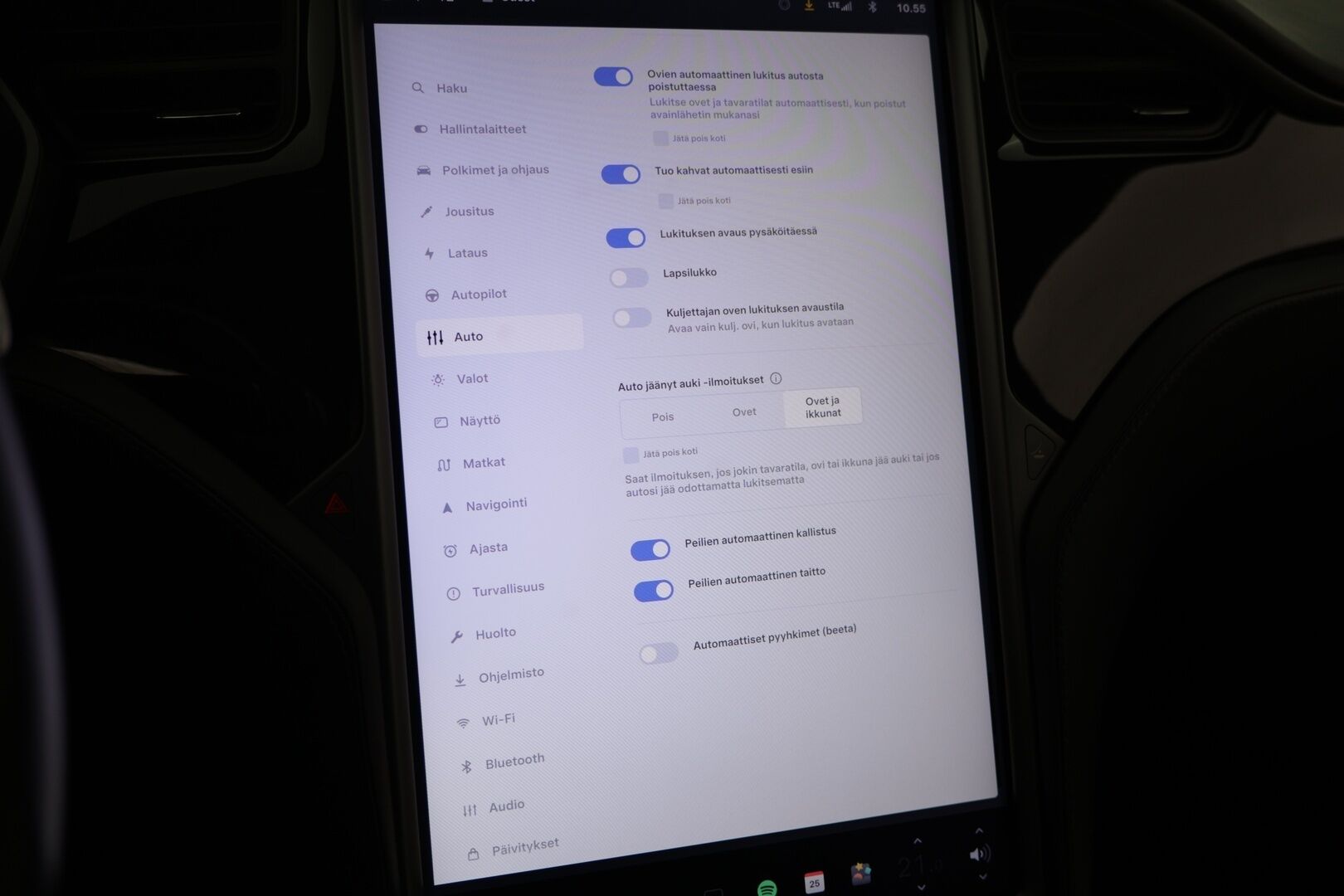 Tesla Model S 2020 Long Range AWD Raven ** AP / Ilma-alusta / 21'' Turbine / Vaaleat nahat / Premium Sound - 2x vanteet / Suomi-auto / Tyylikäs 
