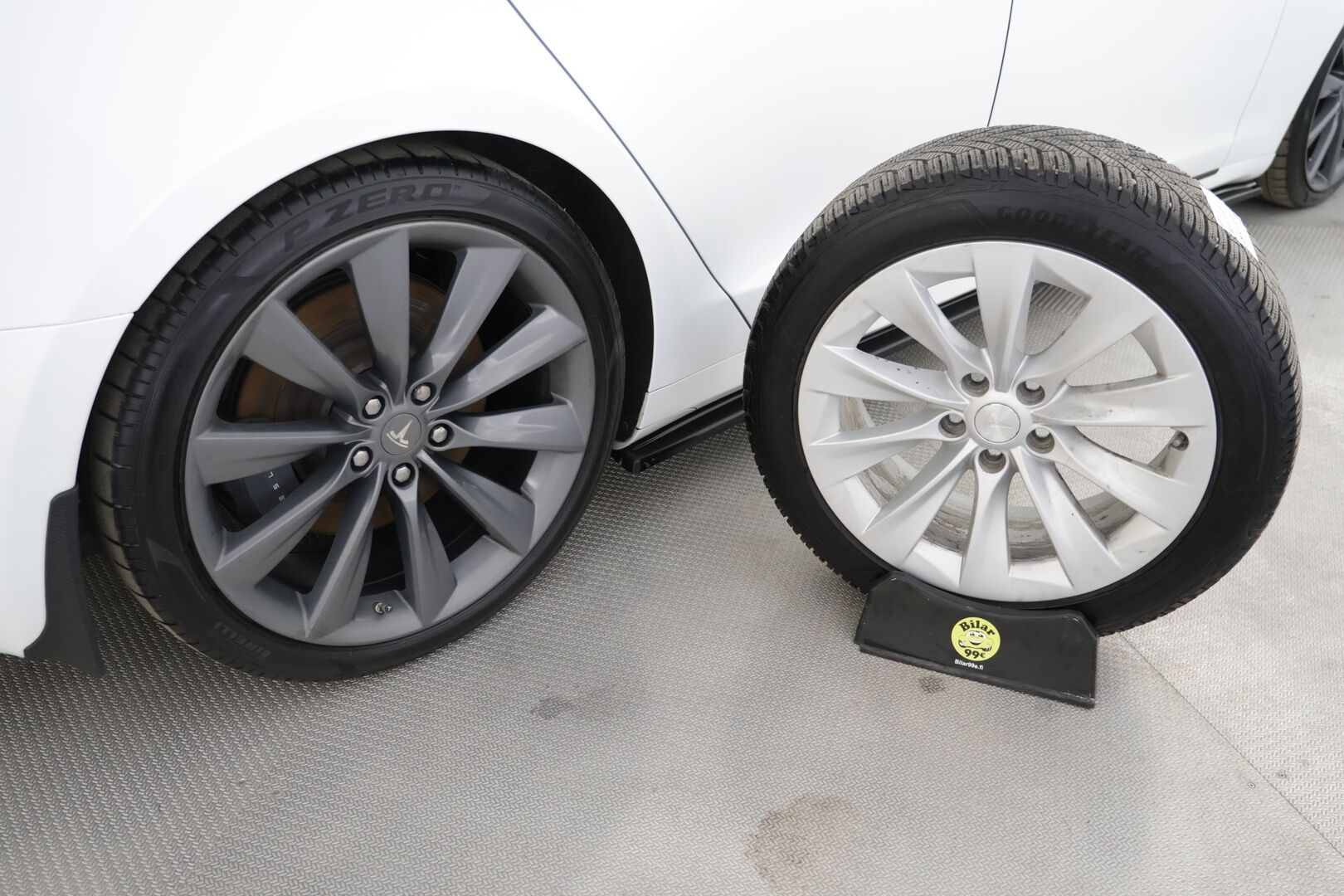 Tesla Model S 2020 Long Range AWD Raven ** AP / Ilma-alusta / 21'' Turbine / Vaaleat nahat / Premium Sound - 2x vanteet / Suomi-auto / Tyylikäs 