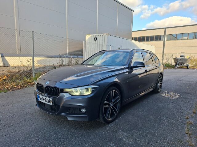 BMW 320 -kuva