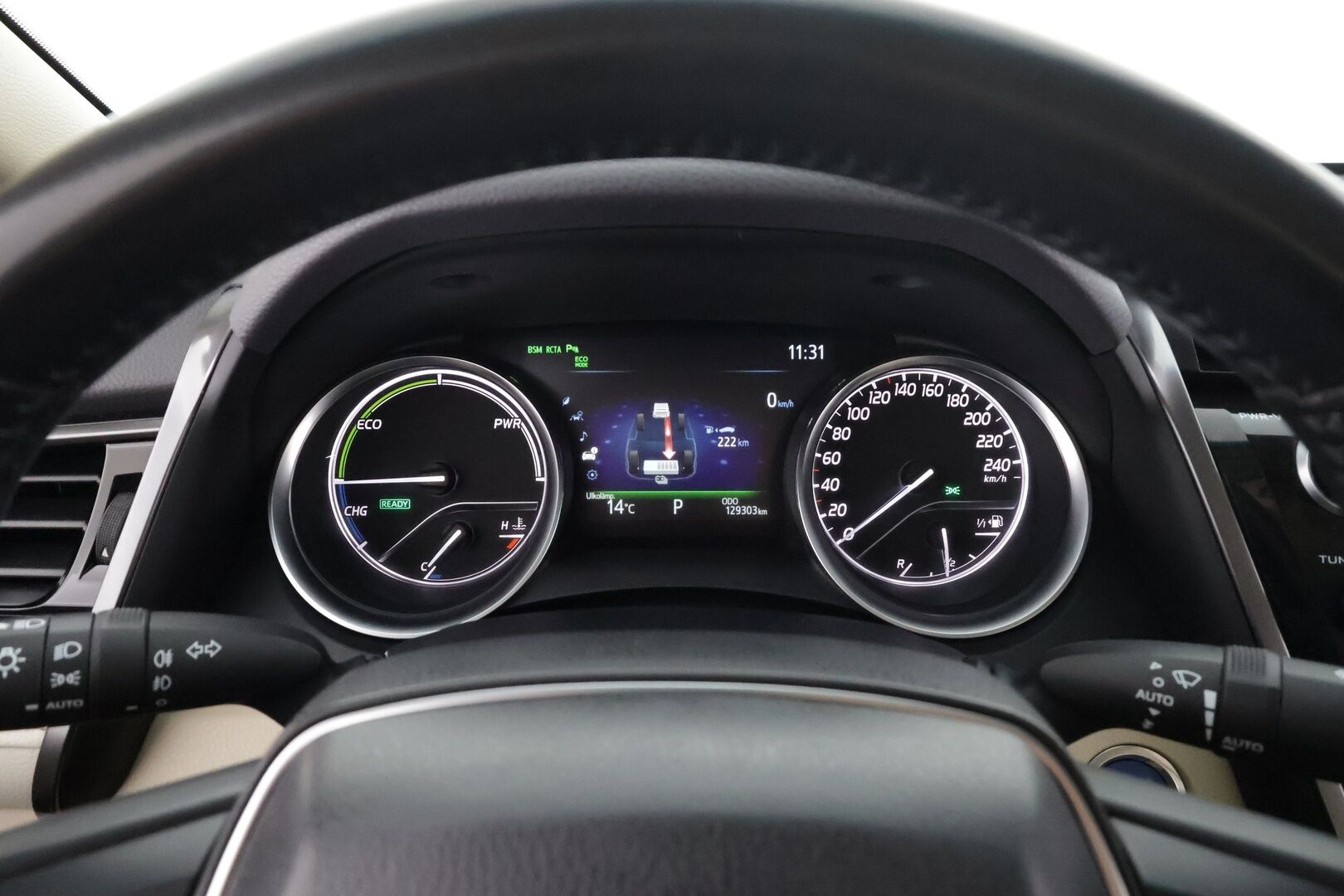 Toyota Camry 2019 2,5 Hybrid Style * Sisätilanlämmitin / ACC / LED / P.Kamera / Sähköpenkit / Navi / Keyless * - Merkkihuollot / Kahdet renkaat aluvanteilla / Suomi-auto