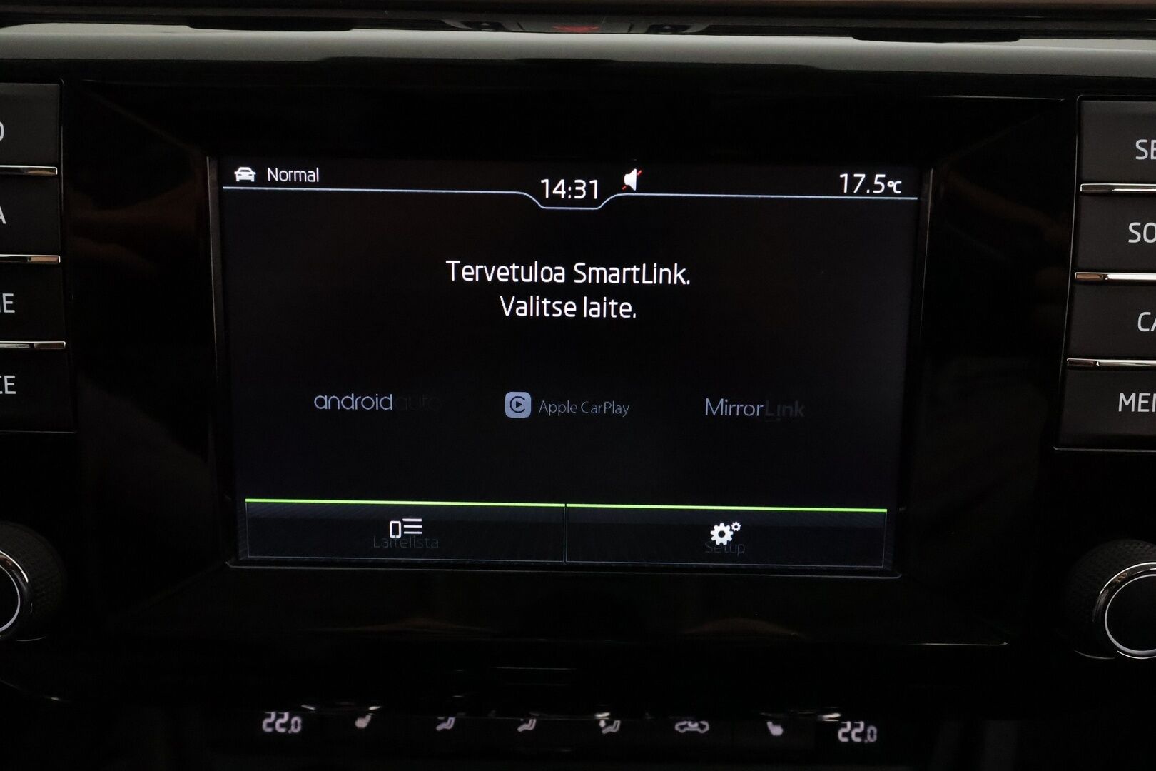 Skoda Superb 2016 2.0 TDi 150 Style DSG Combi **Webasto / Koukku / Adapt.Vakkari / Xenon / Muistipenkki / P.Kamera / Apple&Android - Kahdet Renkaat