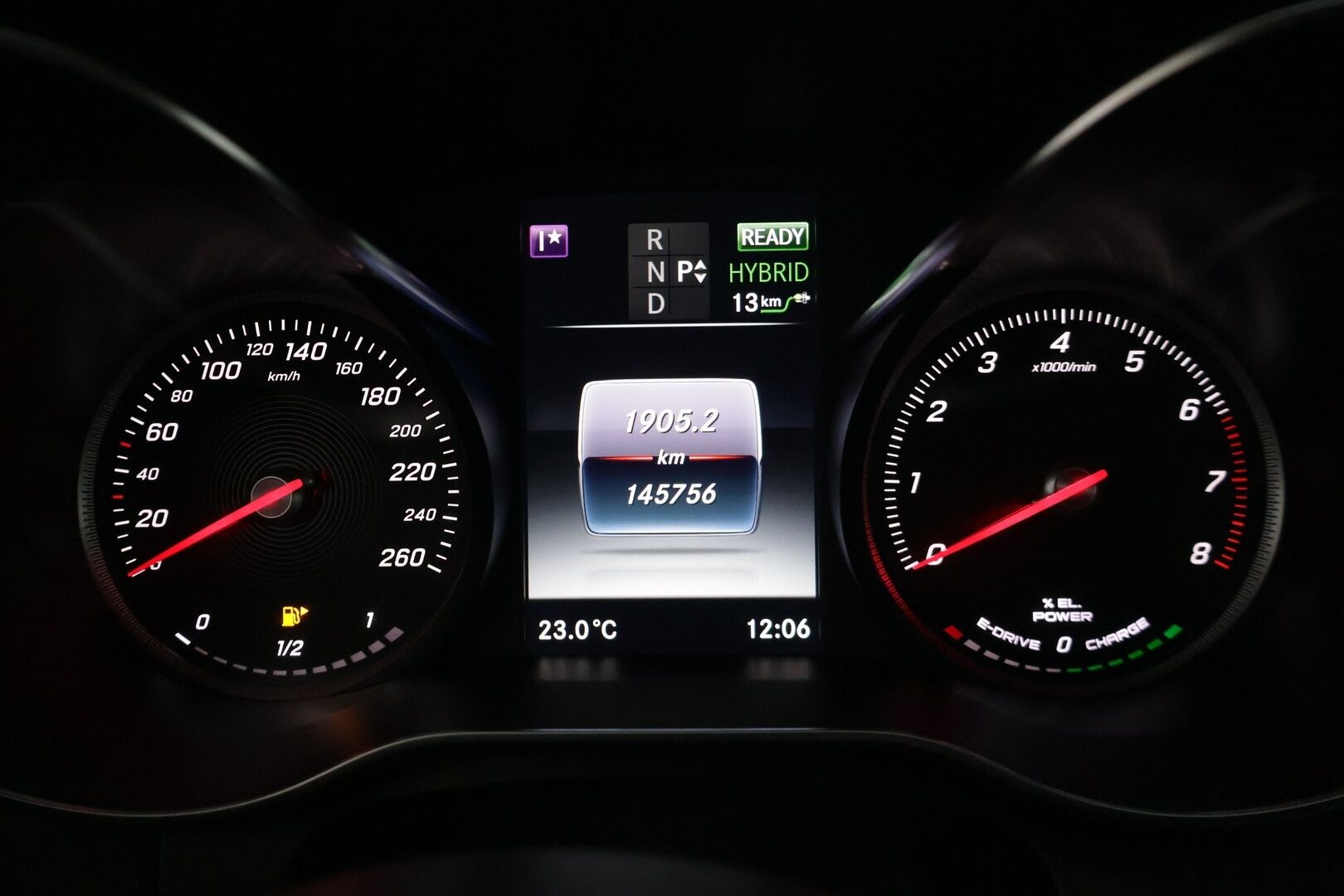 Mercedes-Benz C 2016 350 e T A Premium Business - YritysOutlet - Myydään vain yrityksille| Airmatic | Navi | Tutkat | Led | Vakkari | puolinahat|