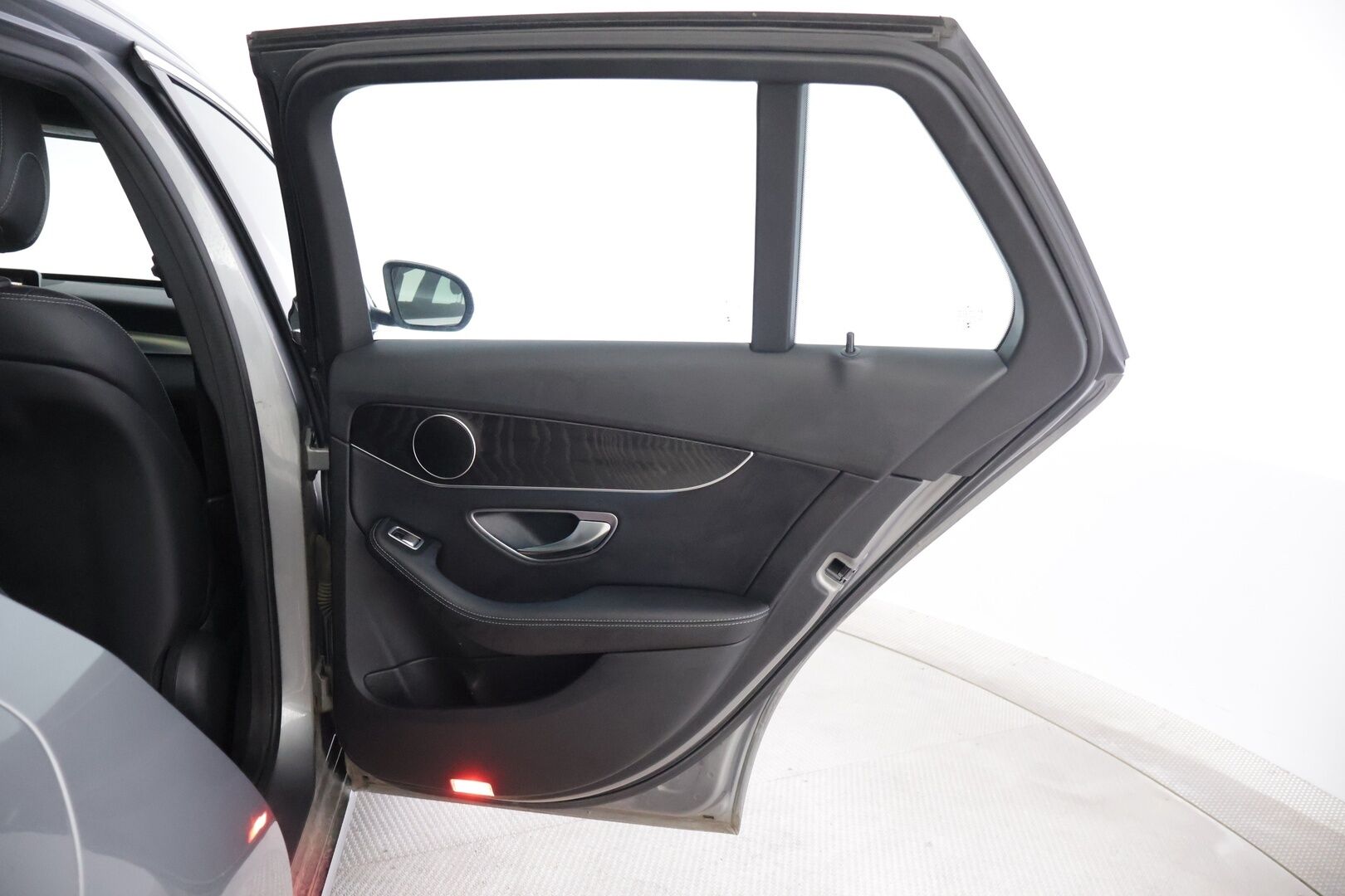 Mercedes-Benz C 2016 350 e T A Premium Business - YritysOutlet - Myydään vain yrityksille| Airmatic | Navi | Tutkat | Led | Vakkari | puolinahat|
