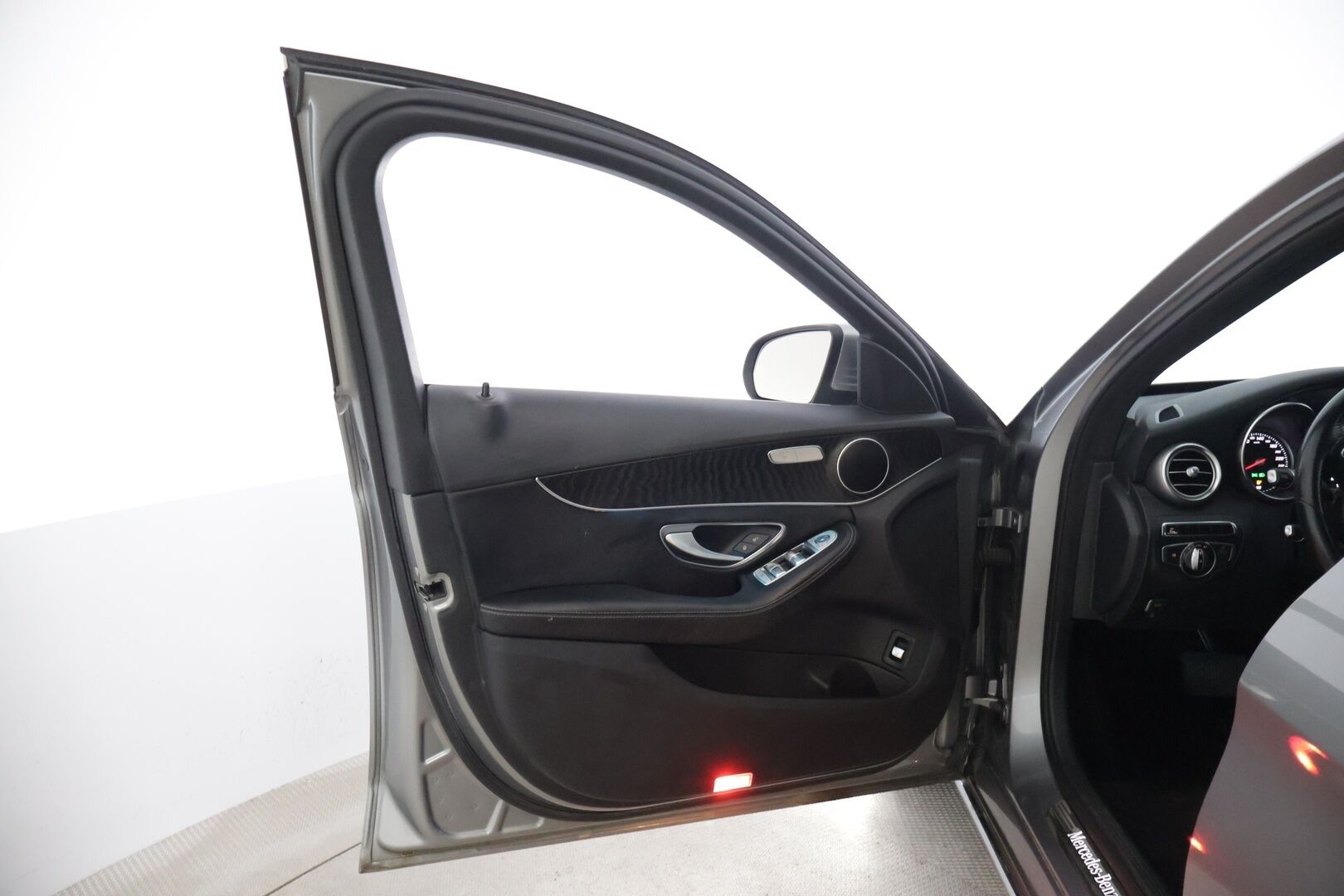 Mercedes-Benz C 2016 350 e T A Premium Business - YritysOutlet - Myydään vain yrityksille| Airmatic | Navi | Tutkat | Led | Vakkari | puolinahat|