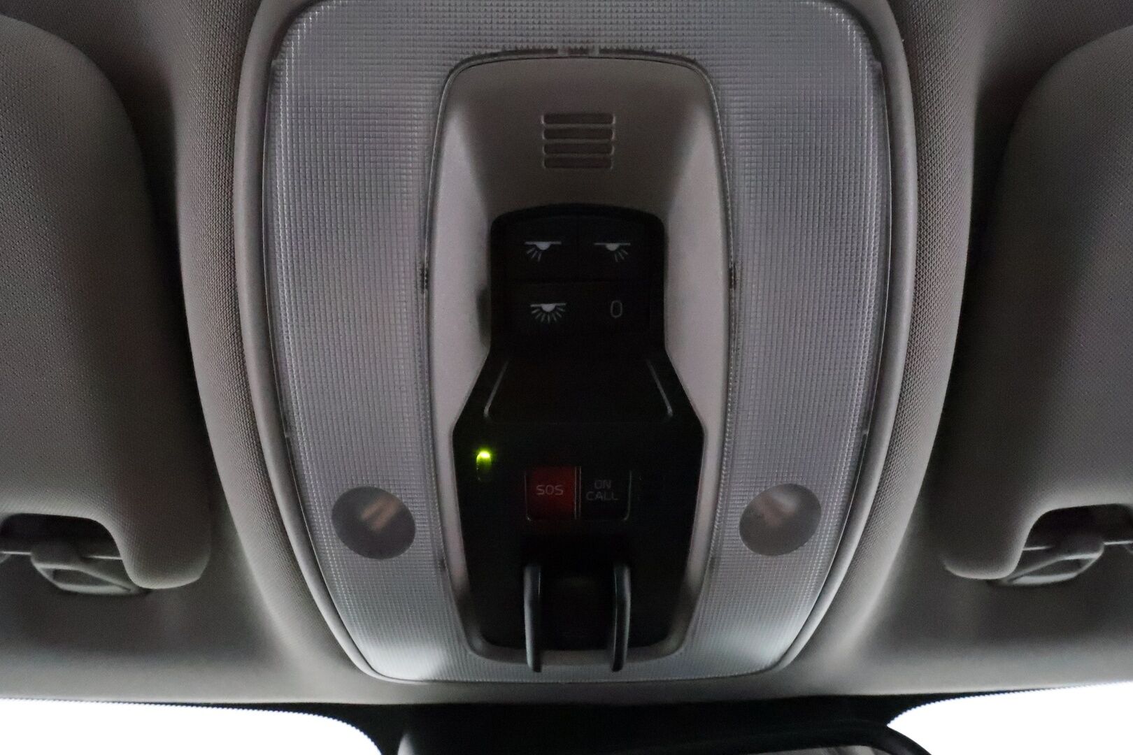 Volvo S80 2013 D4 Summum aut **Webasto / Lasikattoluukku / P.tutkat / Muistipenkki / Navi / Vakkari / KeylessGo / Koukku** - Juuri leimattu! / Kahdet renkaat aluvanteilla / Ei Adblue-järjestelmää