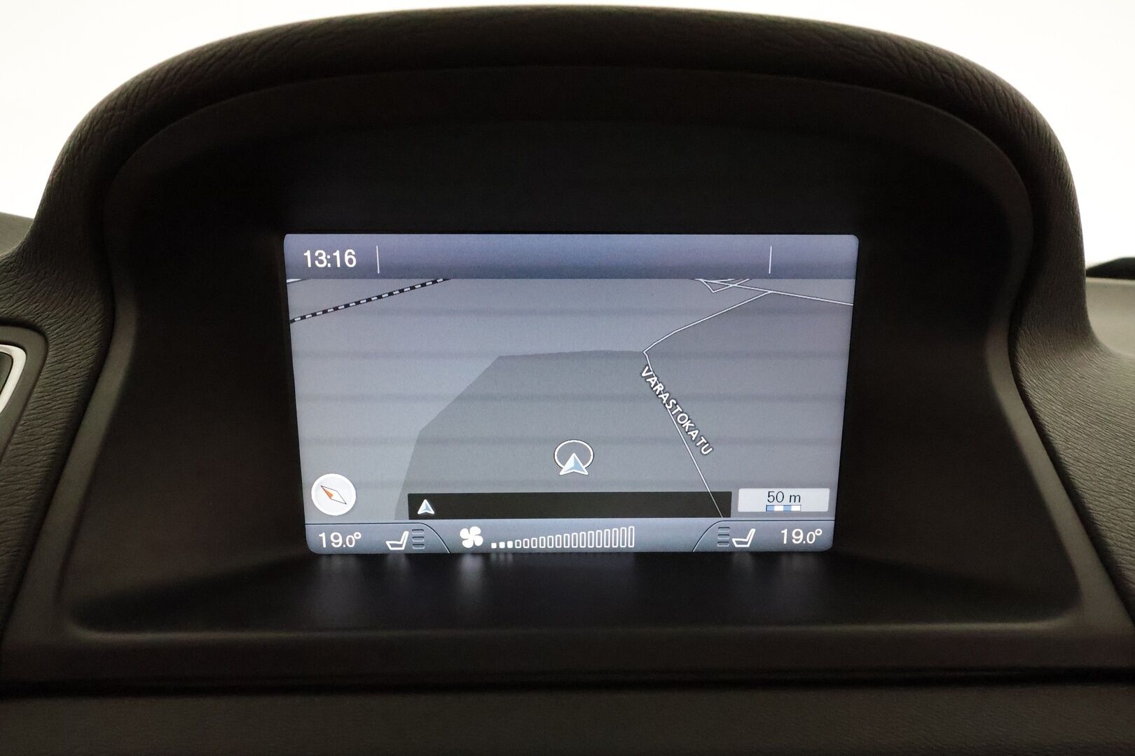 Volvo S80 2013 D4 Summum aut **Webasto / Lasikattoluukku / P.tutkat / Muistipenkki / Navi / Vakkari / KeylessGo / Koukku** - Juuri leimattu! / Kahdet renkaat aluvanteilla / Ei Adblue-järjestelmää