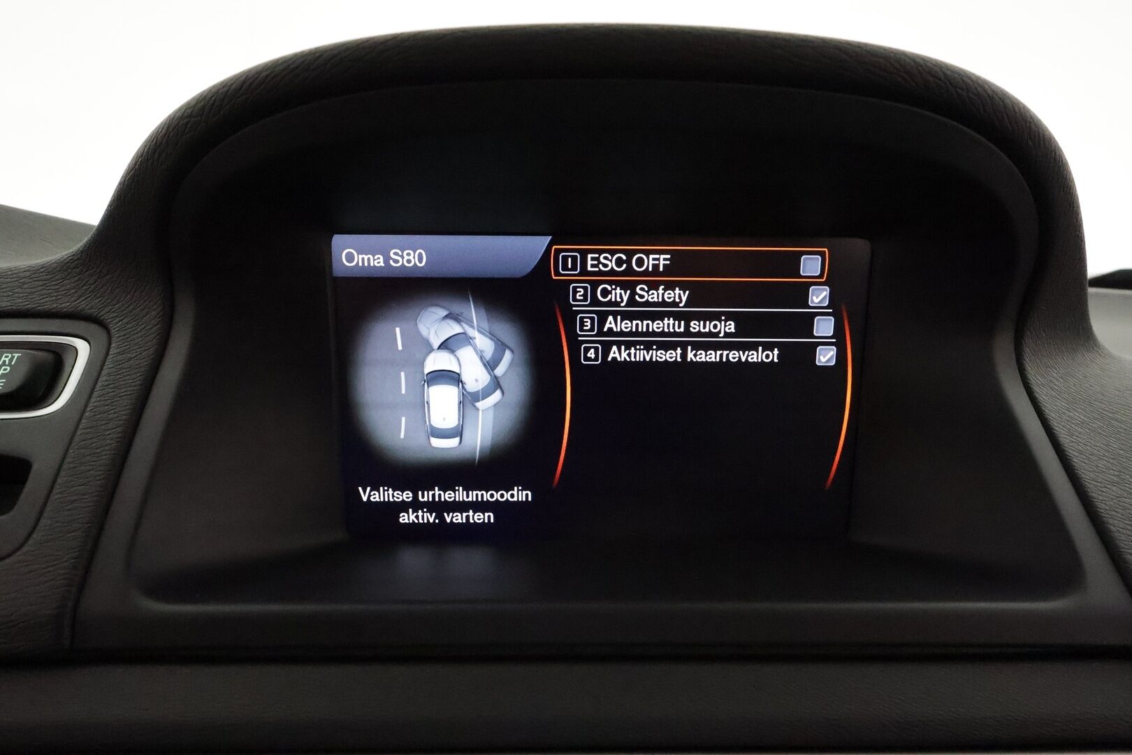 Volvo S80 2013 D4 Summum aut **Webasto / Lasikattoluukku / P.tutkat / Muistipenkki / Navi / Vakkari / KeylessGo / Koukku** - Juuri leimattu! / Kahdet renkaat aluvanteilla / Ei Adblue-järjestelmää