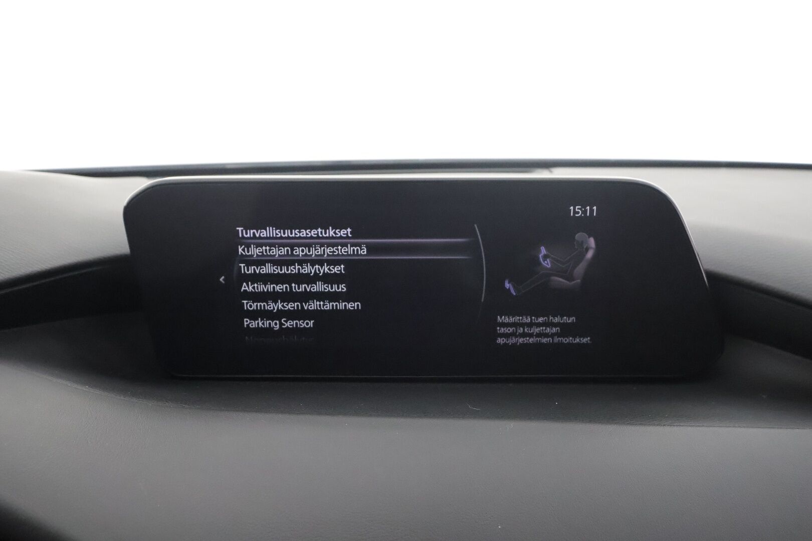 Mazda Mazda3 2020 Hatchback 2,0 (122 hv) SKYACTIV-G Vision Plus Business * ACC / LED / P.Kamera / Navi / Kaistavahti / Keyless / HUD * - Kahdet renkaat aluvanteilla