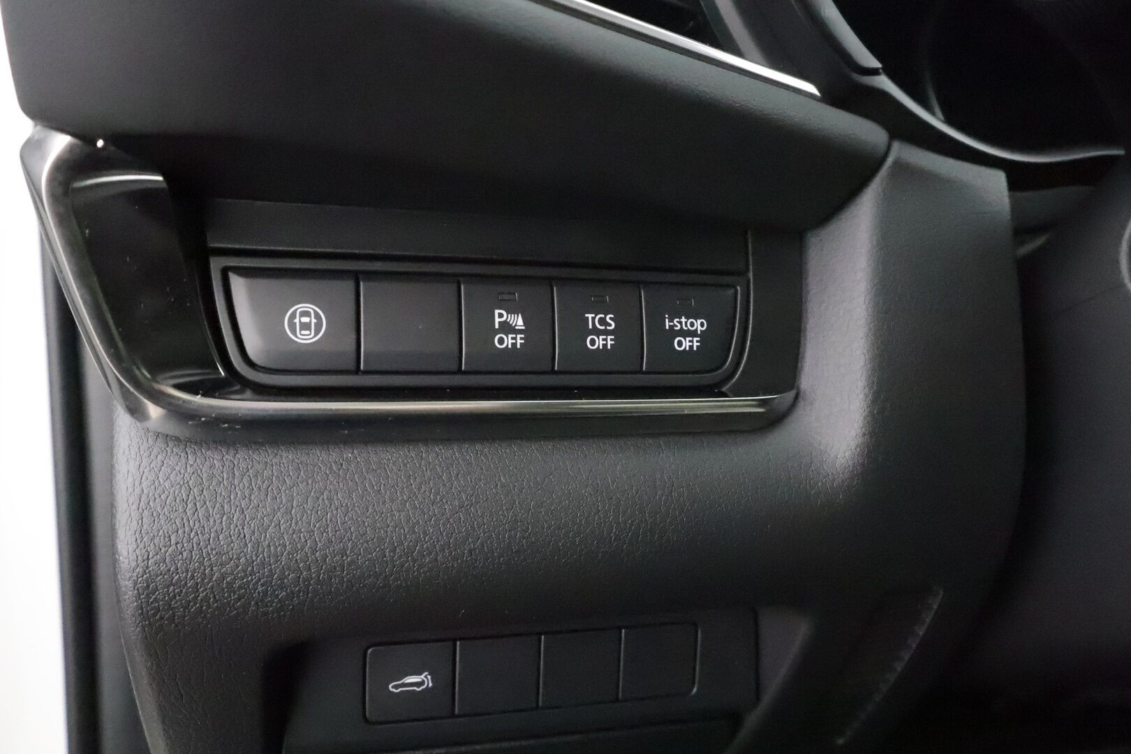 Mazda CX-30 2020 2,0 M Hybrid Skyactiv-G Vision Plus Business MT * ACC / LED / P.kamera / Apple & Android / Kaistavahti * - Suomi-auto / Merkkihuollettu / 2x Renkaat ja vanteet