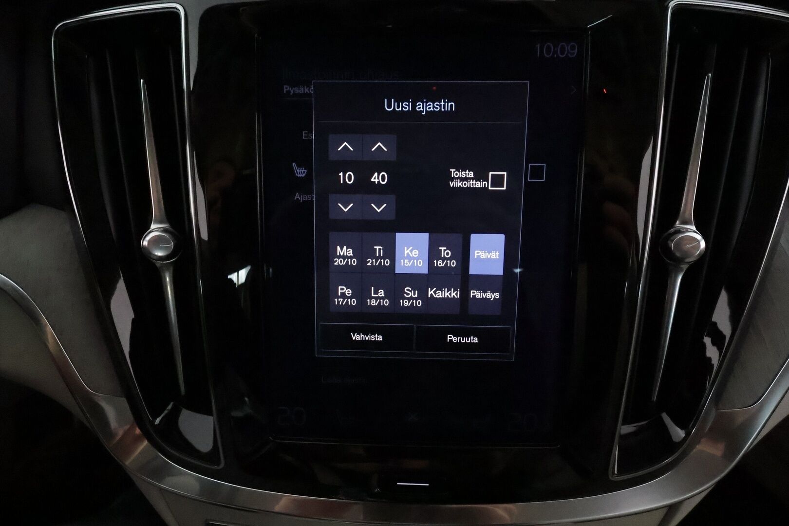 Volvo S60 2020 T8 TwE AWD Business Inscription aut * Webasto / ACC / LED / P.kamera / Sportpenkki Muistilla / Navi / Kaistavahti * - Suomi-auto / 2x Latauskaapelit / Kahdet Renkaat / Merkkihuollettu!