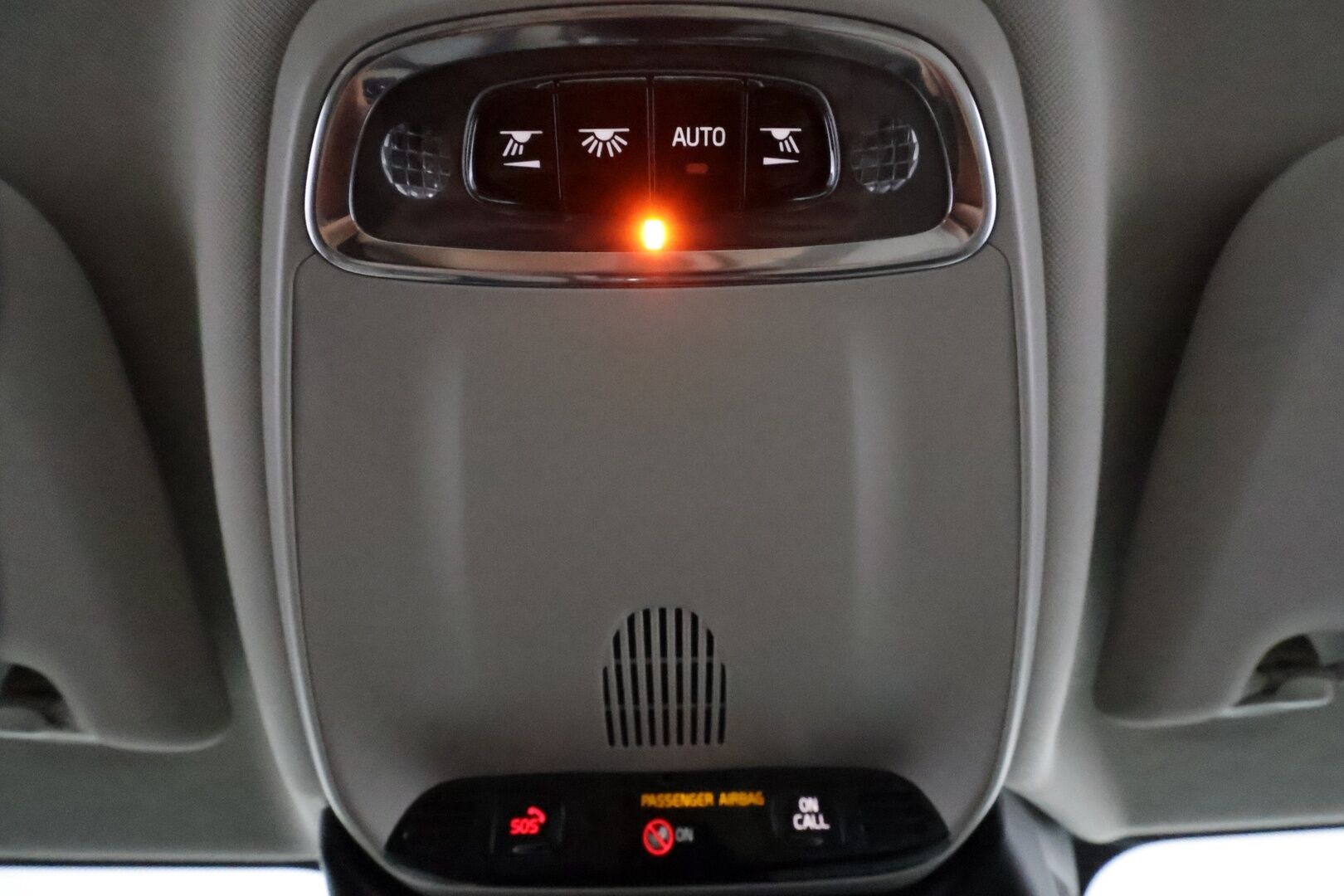Volvo S60 2020 T8 TwE AWD Business Inscription aut * Webasto / ACC / LED / P.kamera / Sportpenkki Muistilla / Navi / Kaistavahti * - Suomi-auto / 2x Latauskaapelit / Kahdet Renkaat / Merkkihuollettu!