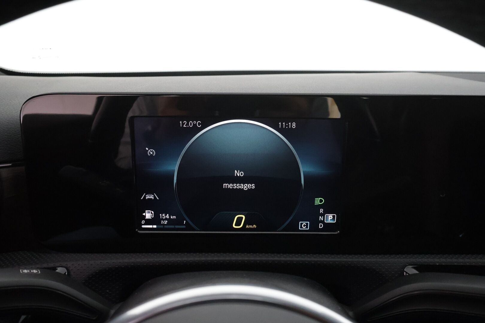 Mercedes-Benz A 2020 180 A Business Style * LED-High Performance / P.Kamera / Sportpenkit / Digimittaristo / Vakkari / Kaistavahti * - Suomi-auto / Kahdet renkaat