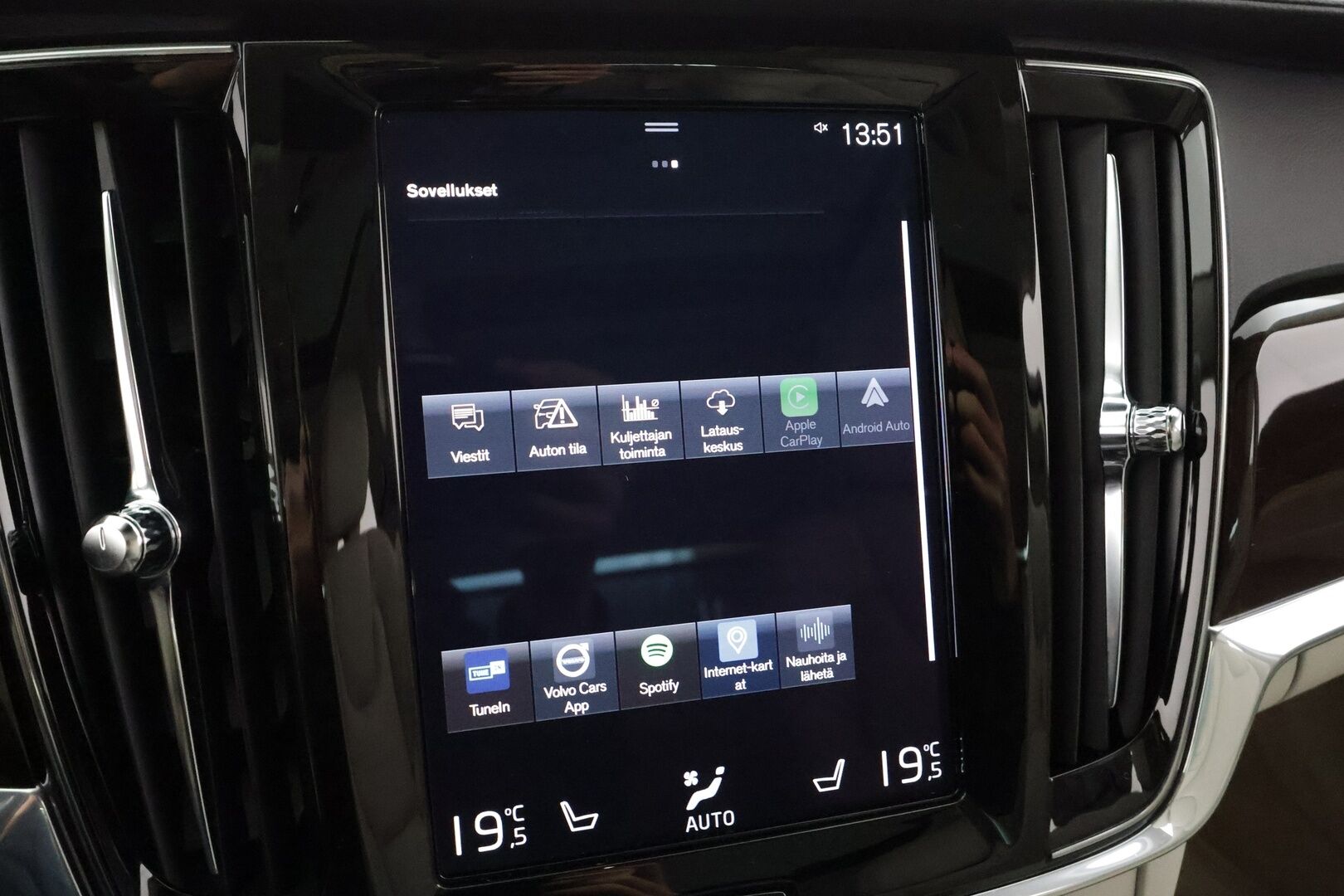 Volvo S90 2020 T8 TwE AWD Inscription aut - Webasto | Vetokoukku | Adapt.Vakkari | Kattoluukku | Muistipenkki | Keyless | High Perf Audio  / Apple&Android